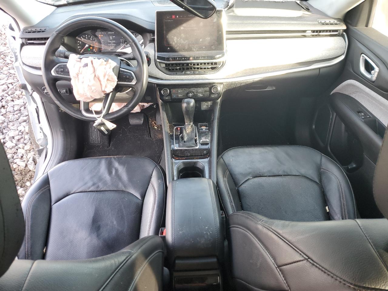 2022 Jeep Compass Latitude Lux VIN: 3C4NJDFB2NT151757 Lot: 92068975