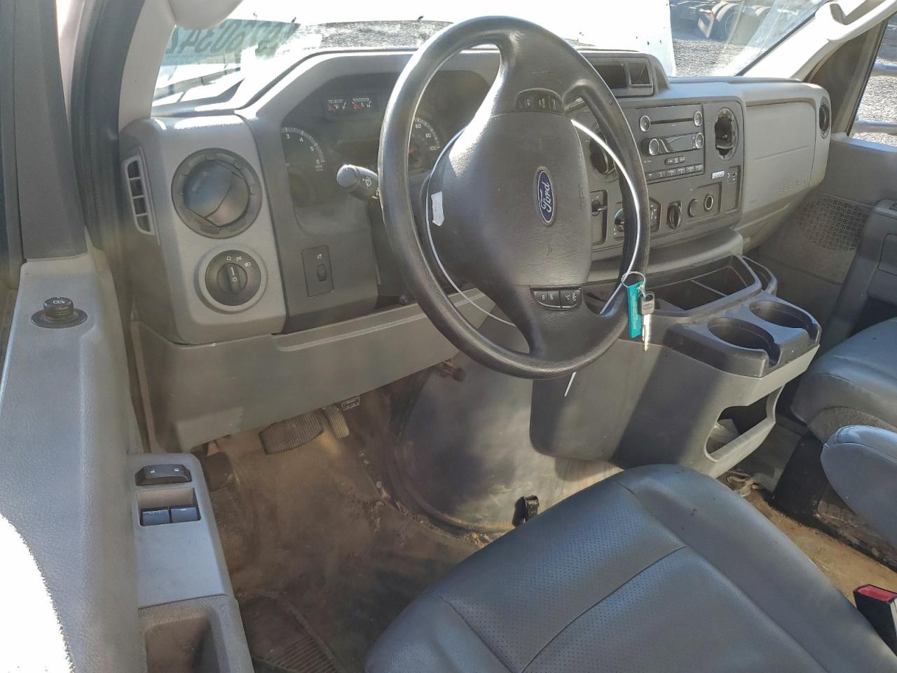 2017 Ford Econoline E450 Super Duty Cutaway Van VIN: 1FDXE4FS2HDC57774 Lot: 92603425