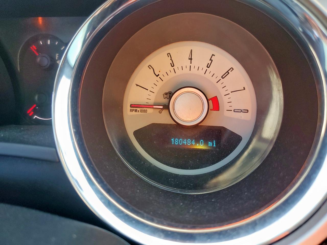 2011 Ford Mustang VIN: 1ZVBP8AM3B5160364 Lot: 92996115