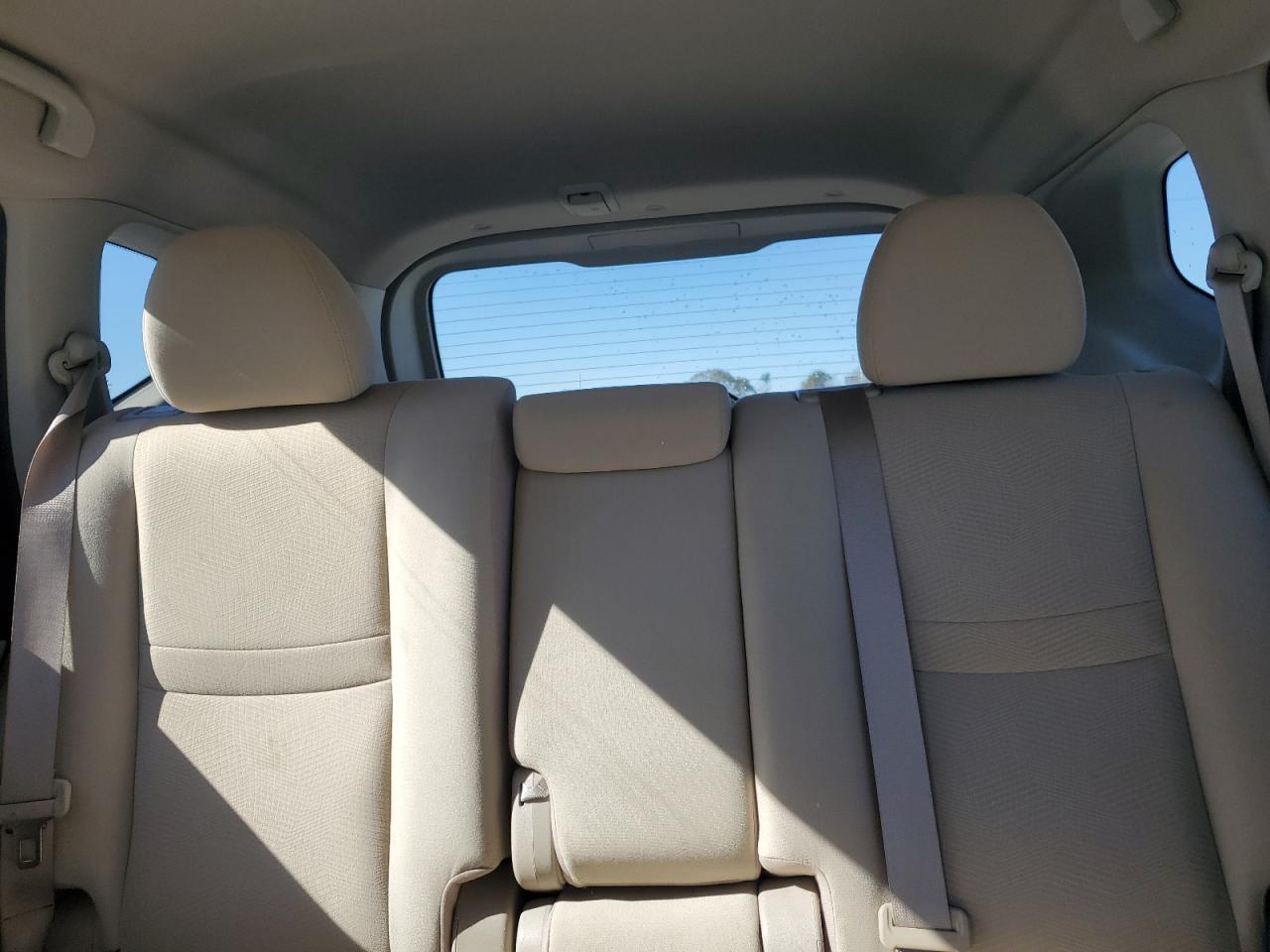 2016 Nissan Rogue S VIN: KNMAT2MT8GP702807 Lot: 93009265