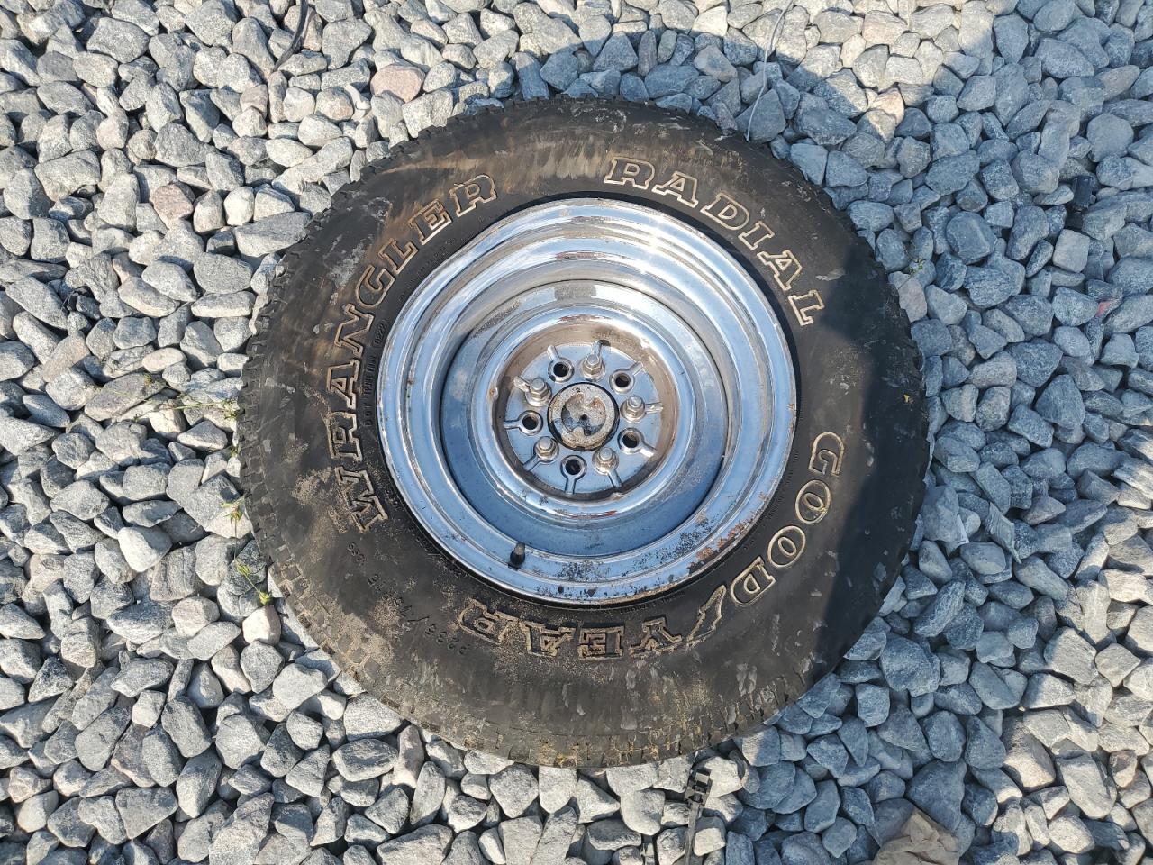 2000 Jeep Wrangler / Tj Se VIN: 1J4FA29P4YP739503 Lot: 93303965