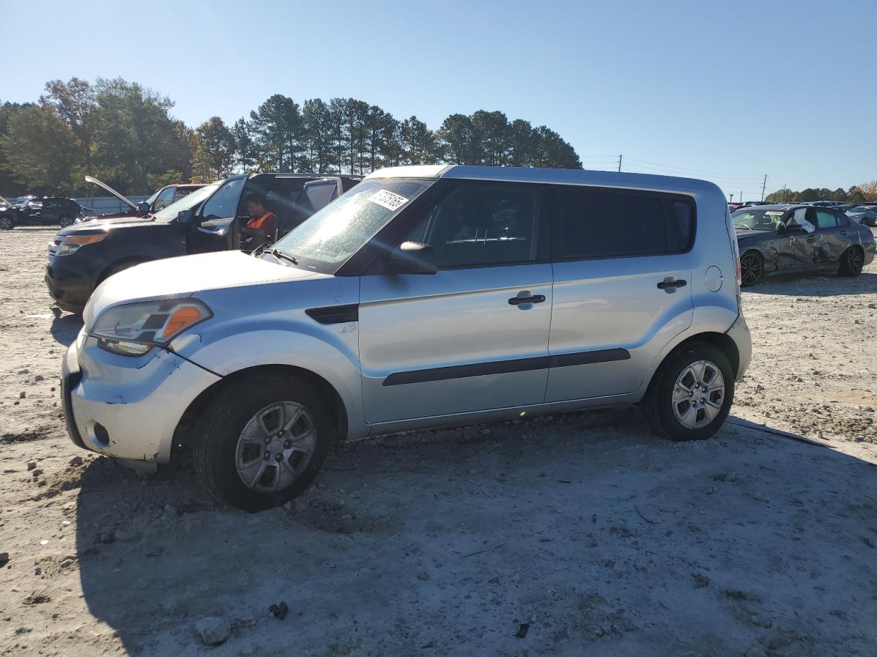 2011 Kia Soul VIN: KNDJT2A11B7346552 Lot: 87375165
