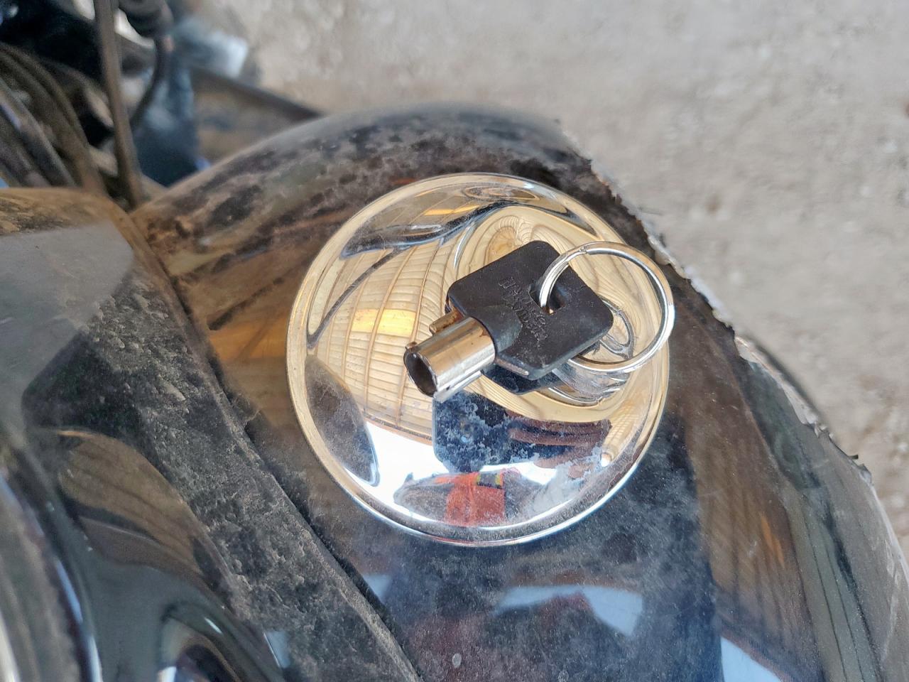 2015 Harley-Davidson Fls Softail Slim VIN: 1HD1JRV17FB018210 Lot: 91190105