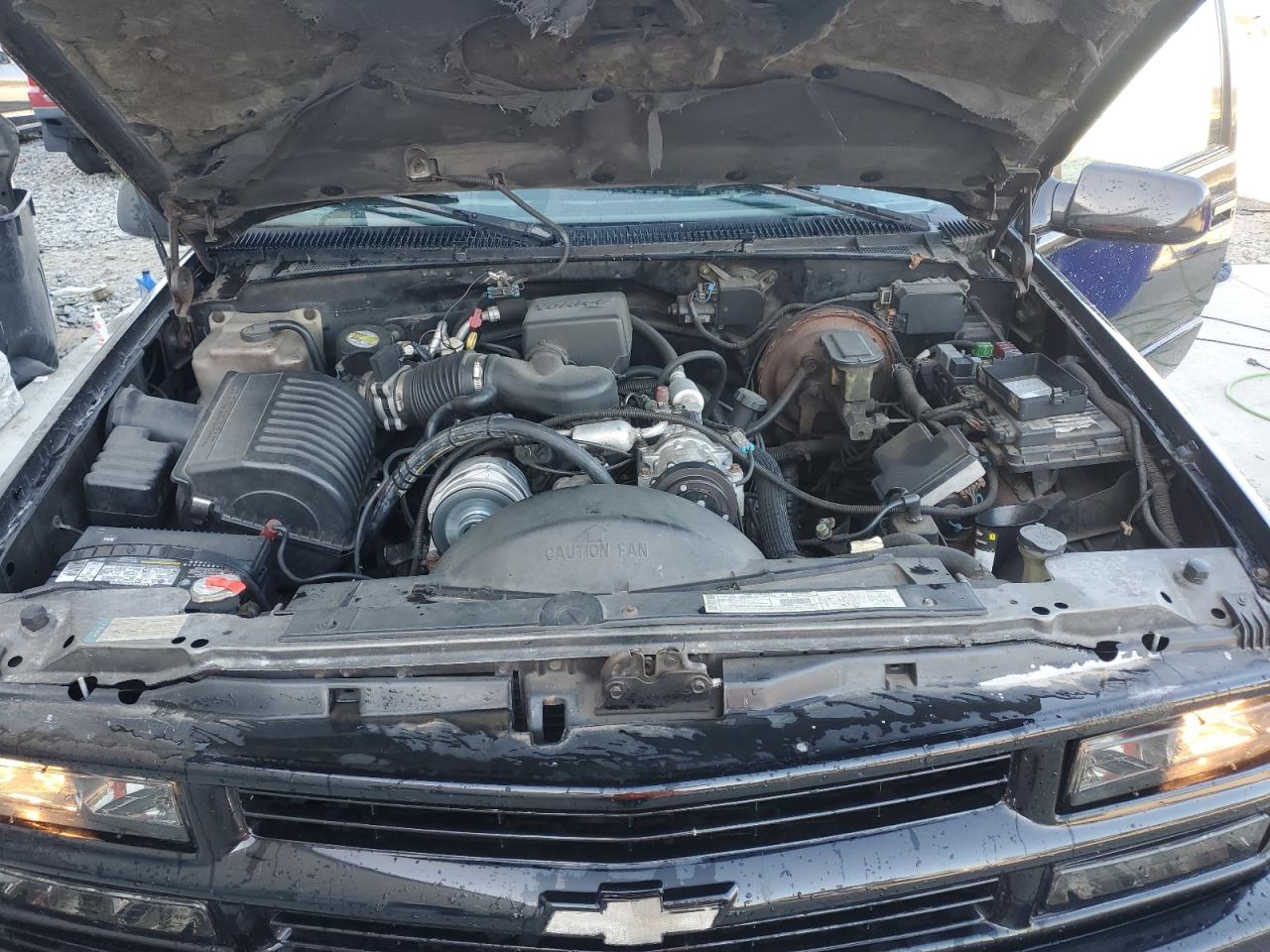 2000 Chevrolet Tahoe C1500 VIN: 1GNEC13RXYR149608 Lot: 91877865