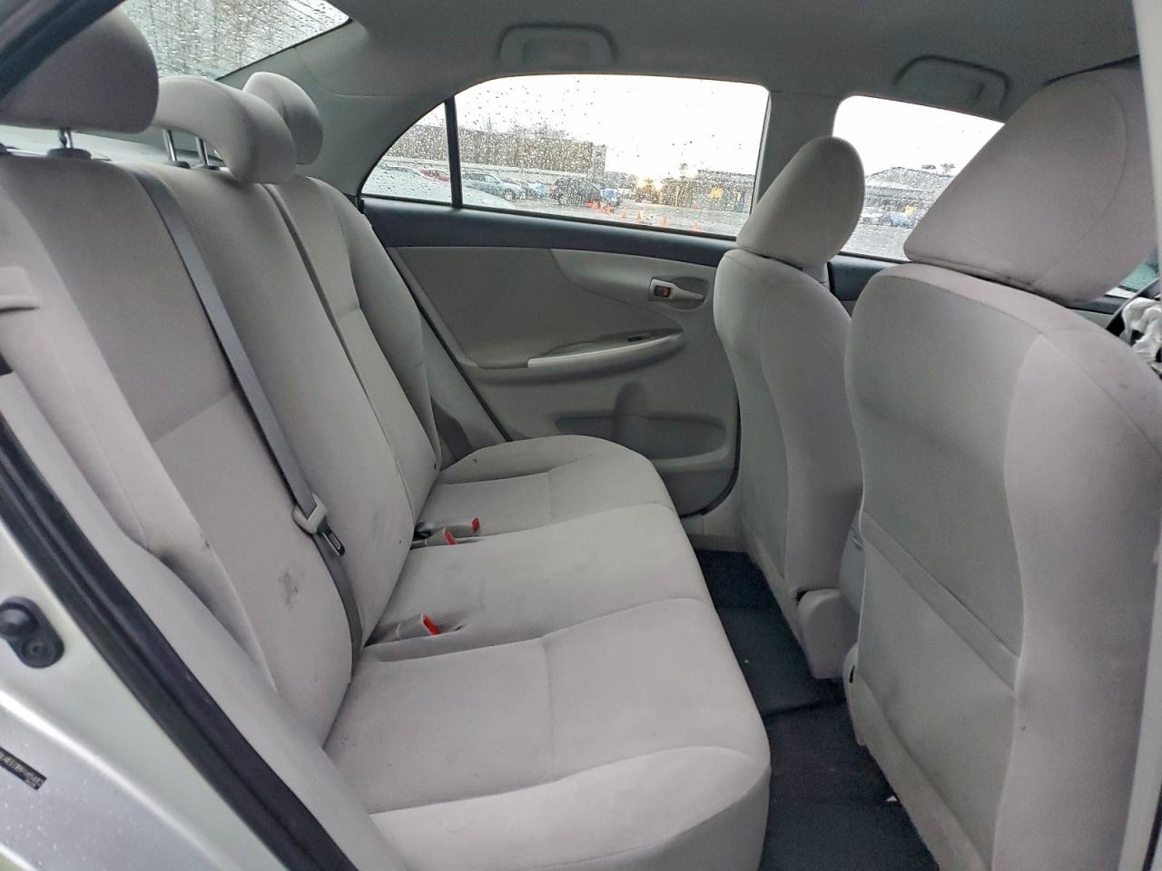 2011 Toyota Corolla Base VIN: JTDBU4EE0B9165442 Lot: 94000945