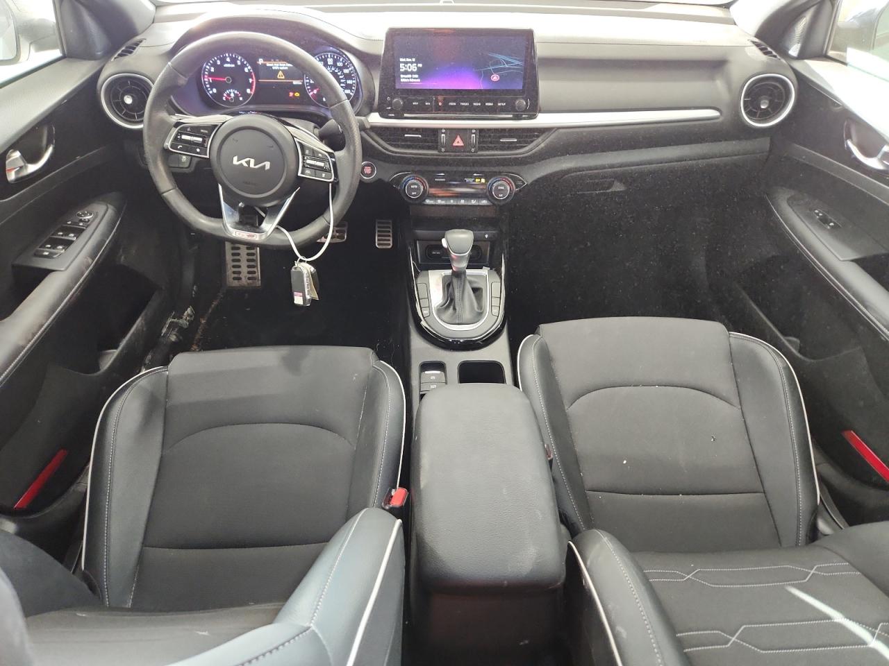 2024 Kia Forte Gt Line VIN: 3KPF54AD7RE705628 Lot: 92402855