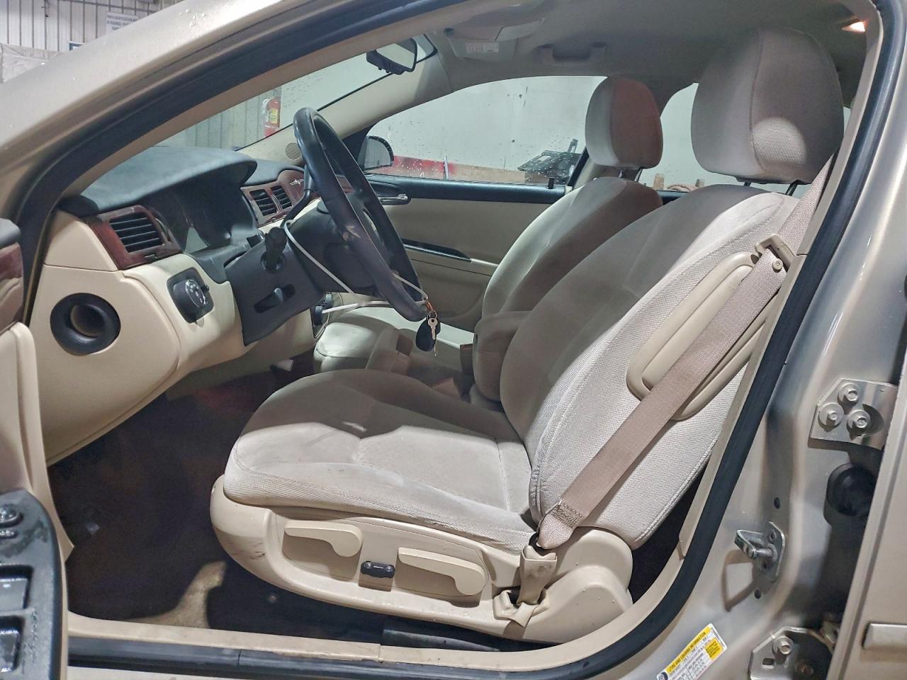 2010 Chevrolet Impala Lt VIN: 2G1WB5ENXA1135927 Lot: 93850325