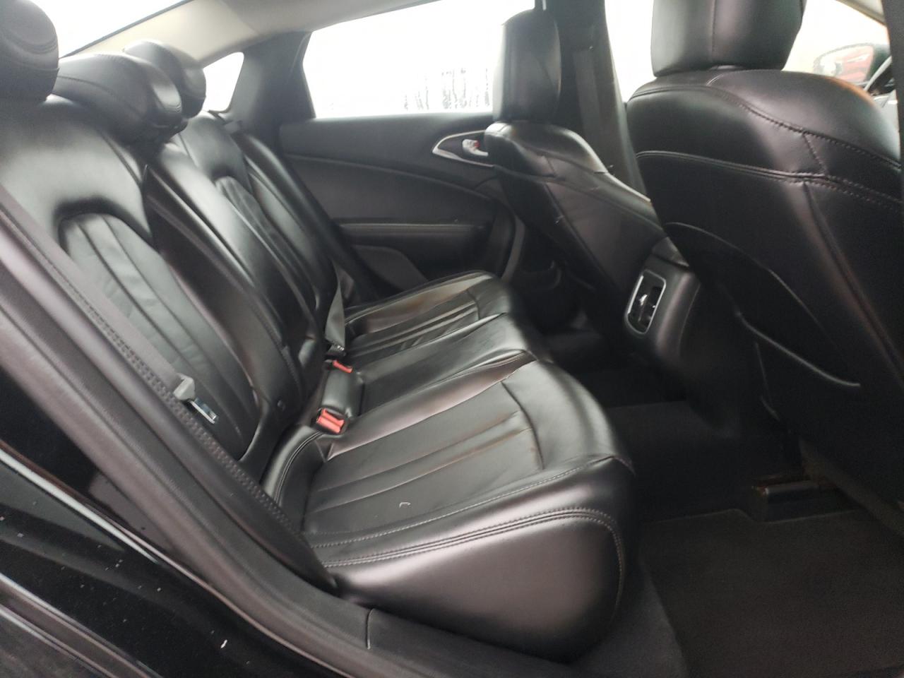 2015 Chrysler 200 C VIN: 1C3CCCCGXFN628209 Lot: 91100625