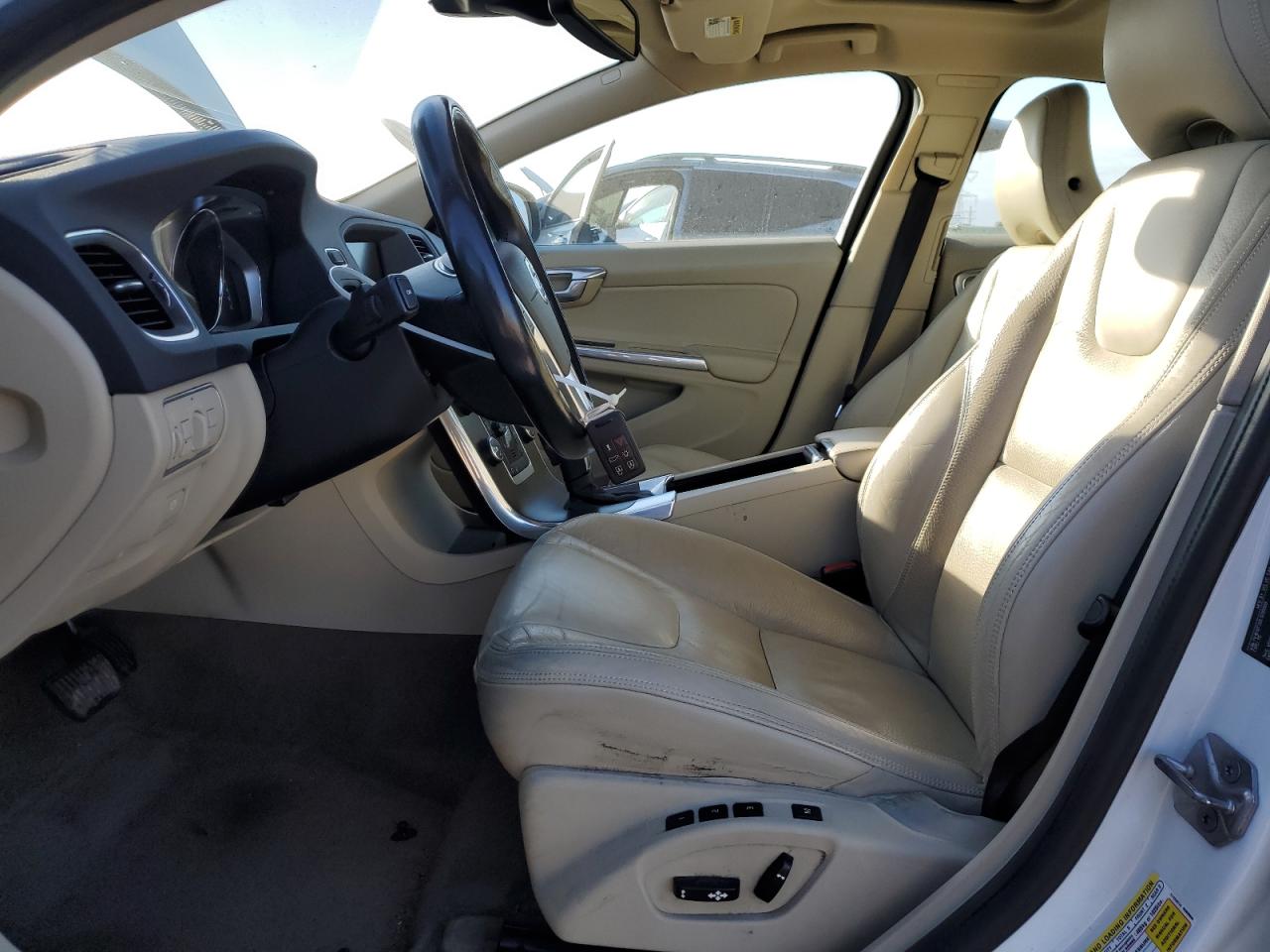 2014 Volvo S60 T5 VIN: YV1612FS0E1295009 Lot: 92578315