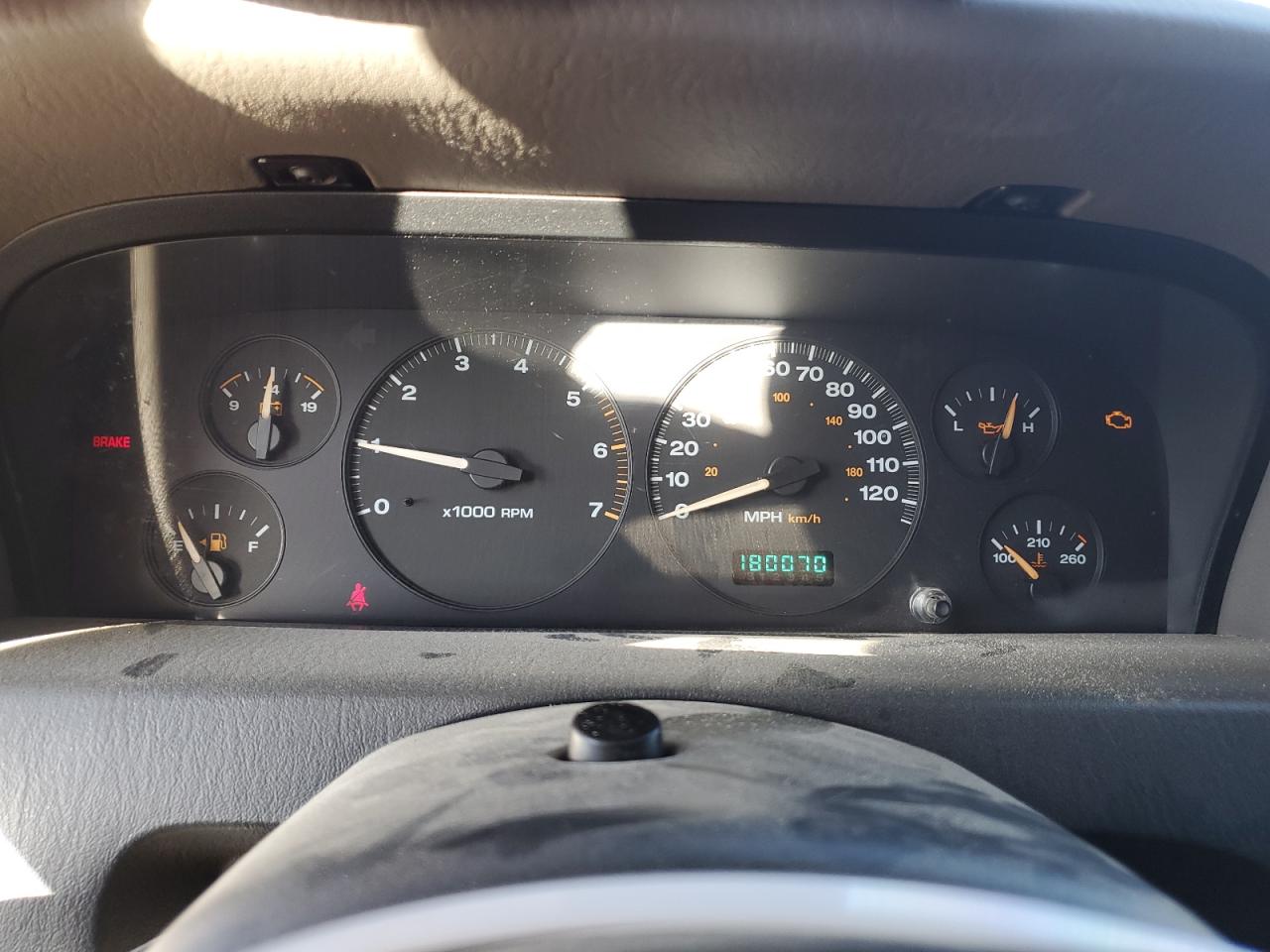 2002 Jeep Grand Cherokee Laredo VIN: 1J4GW48N72C278376 Lot: 93331985