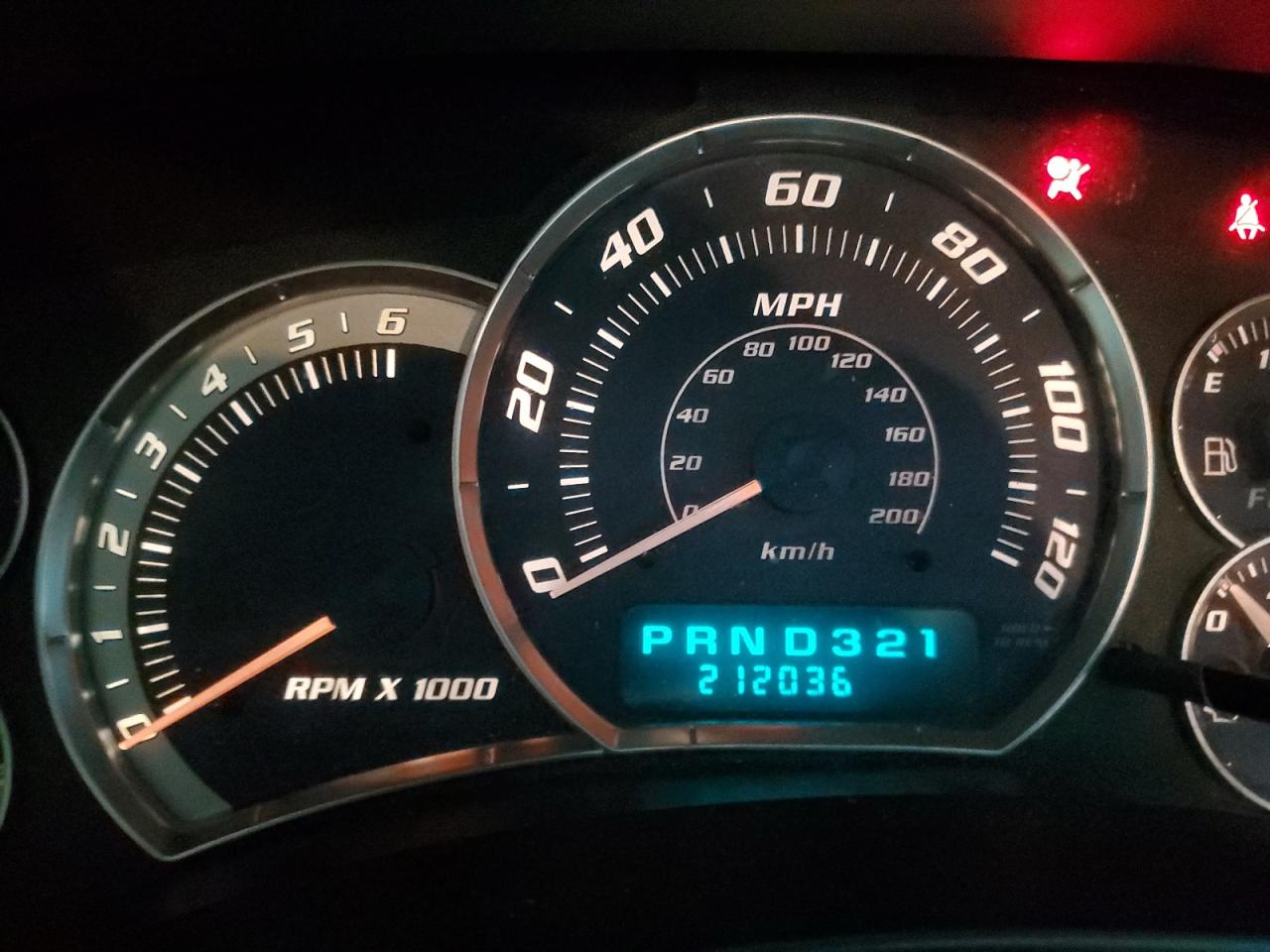 2002 Cadillac Escalade Luxury VIN: 1GYEK63N22R237561 Lot: 92280775