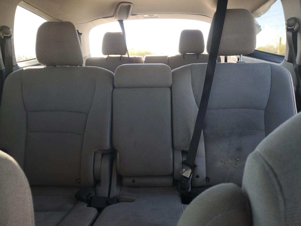 2019 Honda Pilot Lx VIN: 5FNYF6H19KB033925 Lot: 91708085