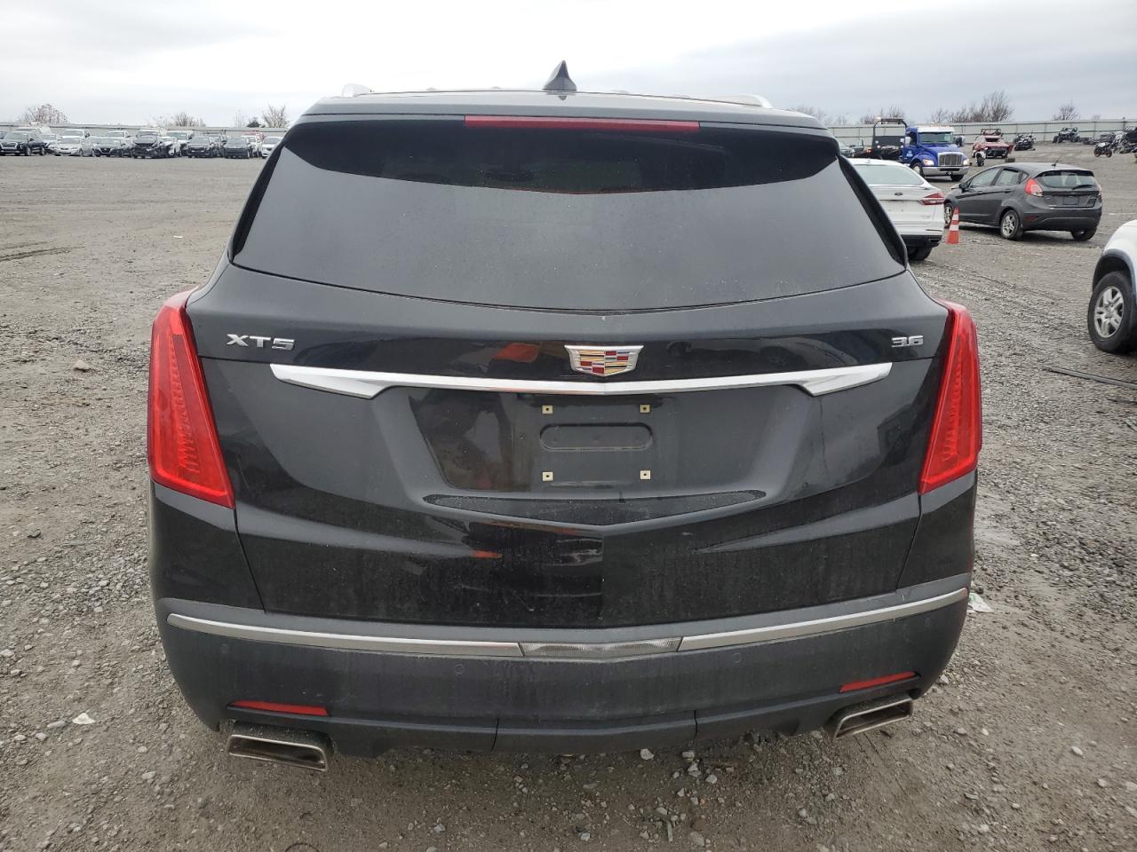 2017 Cadillac Xt5 Luxury VIN: 1GYKNBRS2HZ283674 Lot: 93139295