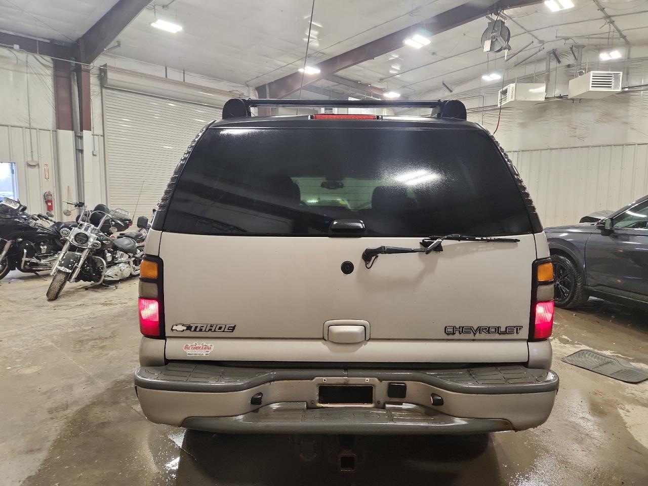 2005 Chevrolet Tahoe K1500 VIN: 1GNEK13T65R261817 Lot: 93194105