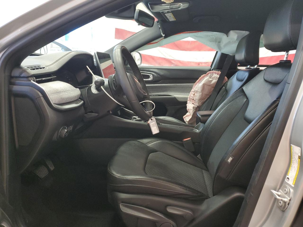 2024 Jeep Compass Latitude VIN: 3C4NJDBN3RT111225 Lot: 93756195