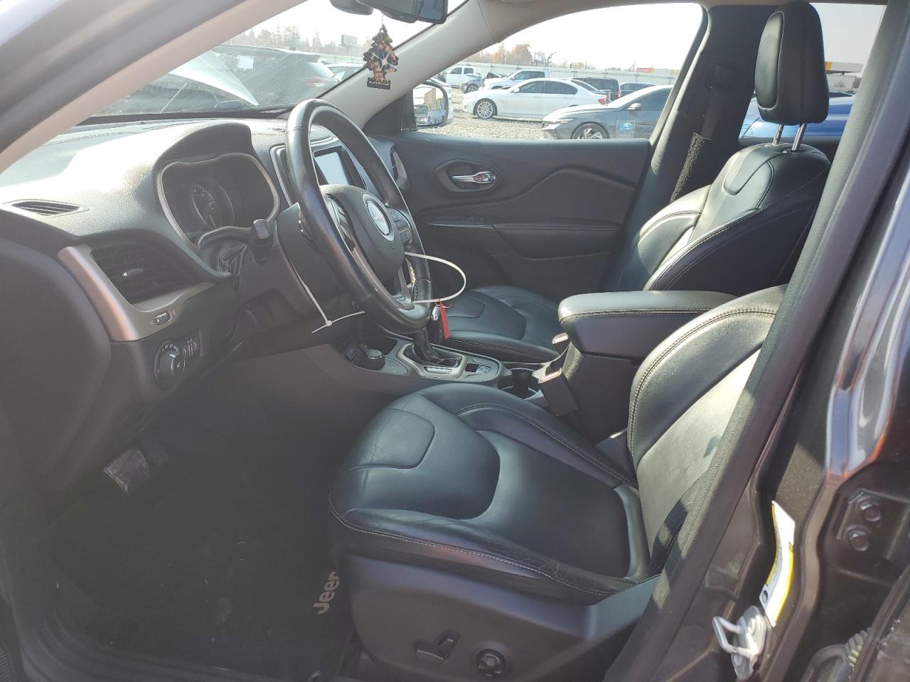 2017 Jeep Cherokee Limited VIN: 1C4PJMDB8HW519868 Lot: 93159795