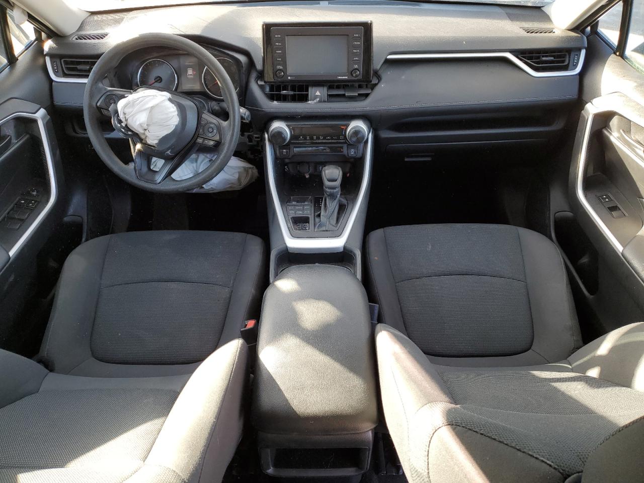 2020 Toyota Rav4 Le VIN: 2T3G1RFV1LC124587 Lot: 92428025