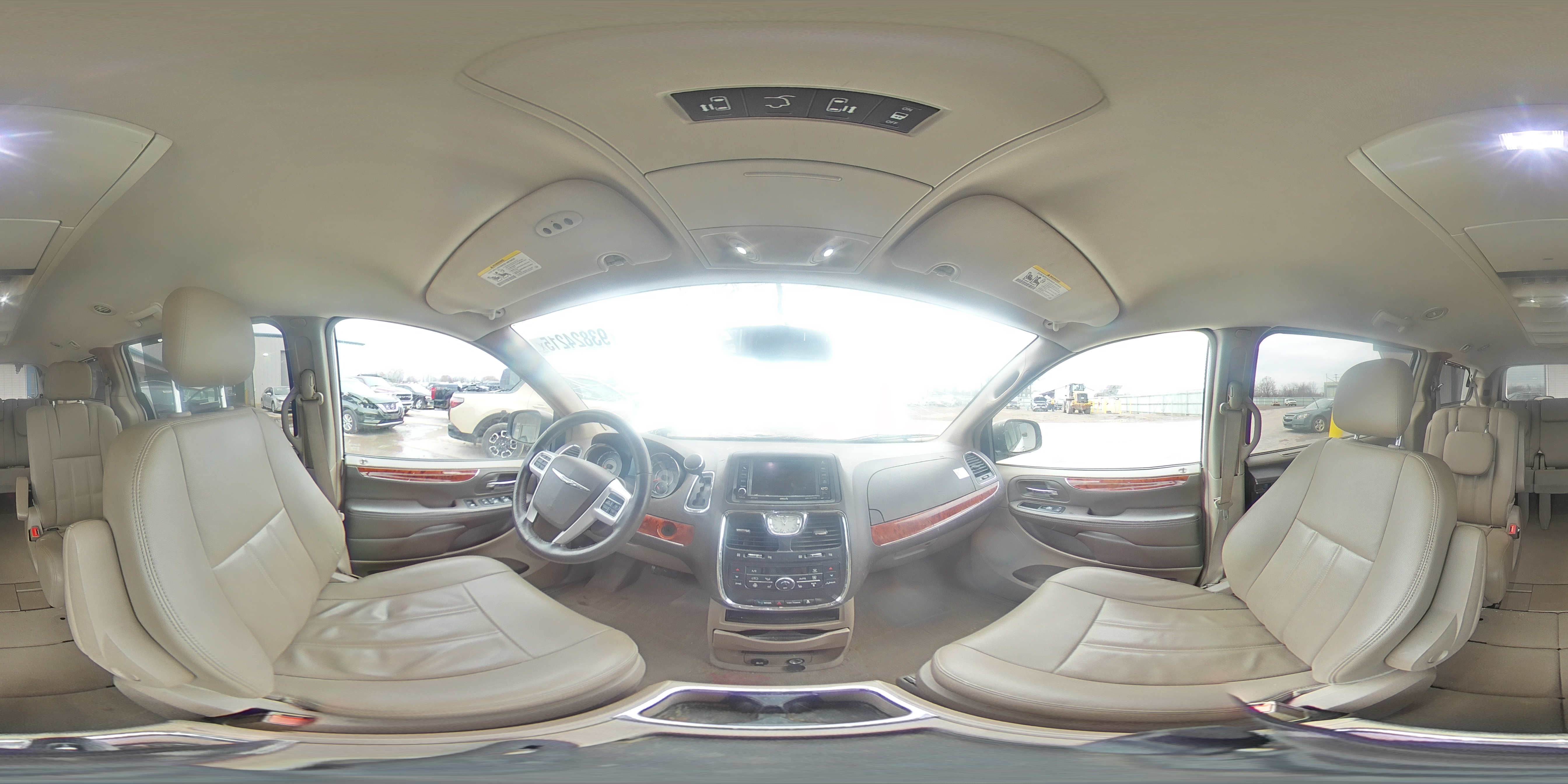 2015 Chrysler Town & Country Touring VIN: 2C4RC1BG4FR572248 Lot: 93824215