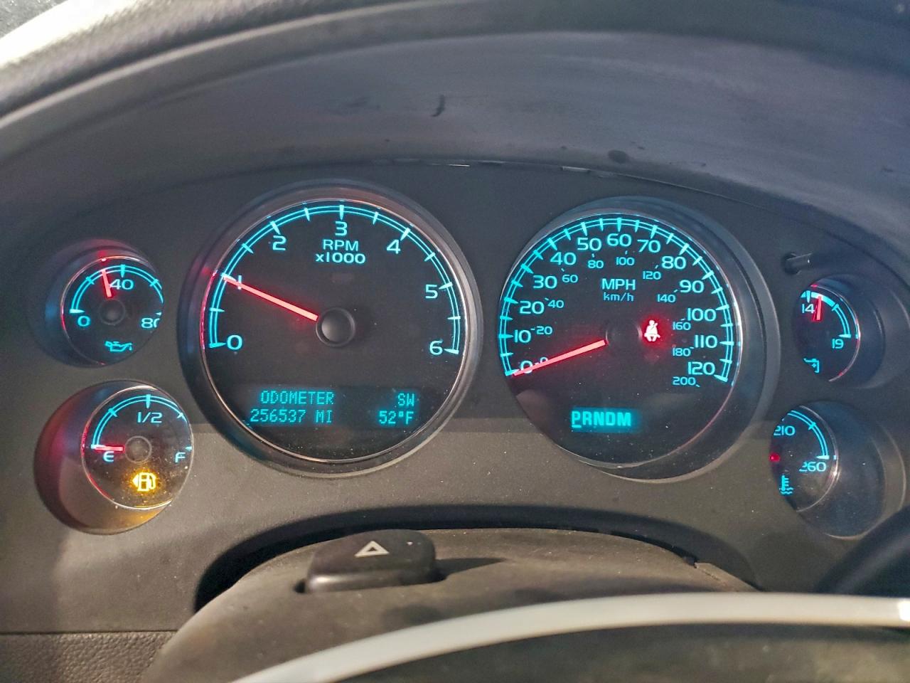 2011 Chevrolet Tahoe K1500 Ltz VIN: 1GNSKCE06BR215224 Lot: 90488225