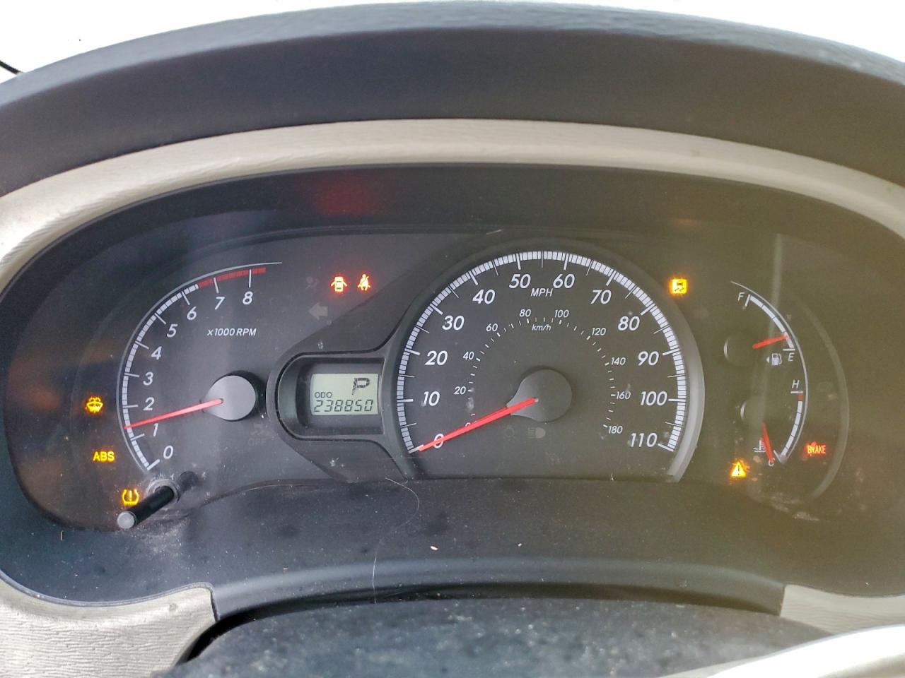 2011 Toyota Sienna Le VIN: 5TDKK3DC2BS004785 Lot: 92495865