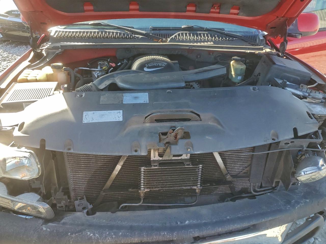 2001 Chevrolet Tahoe C1500 VIN: 1GNEC13TX1R126492 Lot: 93660775