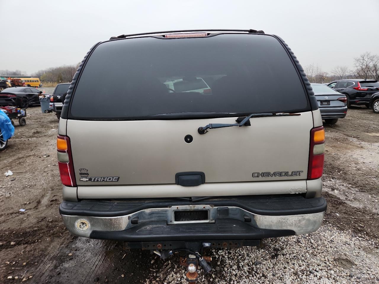 2002 Chevrolet Tahoe C1500 VIN: 1GNEC13V42J322333 Lot: 93874625