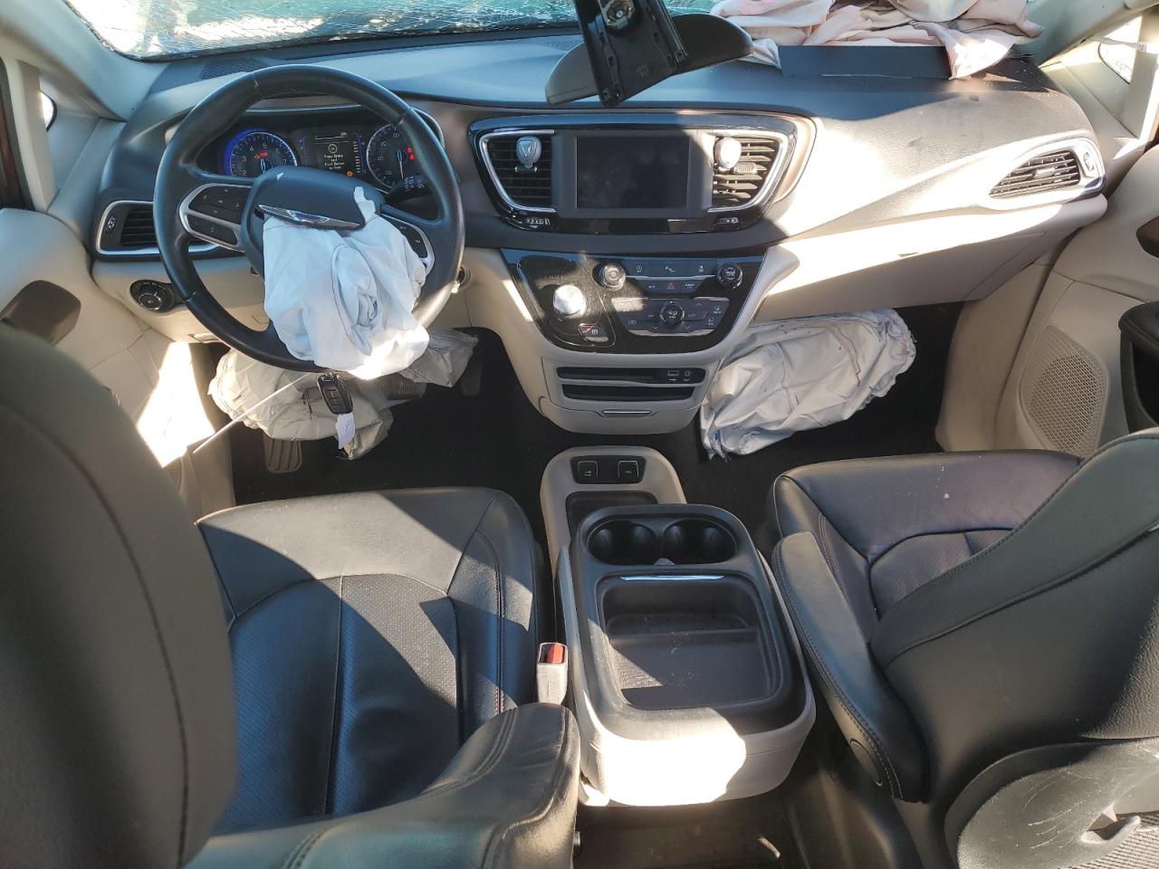 2018 Chrysler Pacifica Touring L VIN: 2C4RC1BG3JR260625 Lot: 91812335