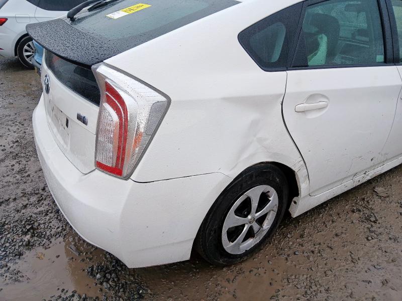 2015 TOYOTA PRIUS HYBRID 