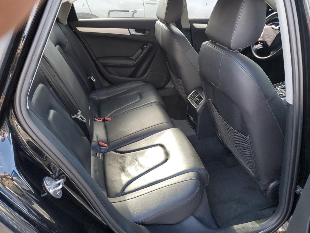 2015 Audi A4 Premium VIN: WAUAFAFL2FN009169 Lot: 92607805