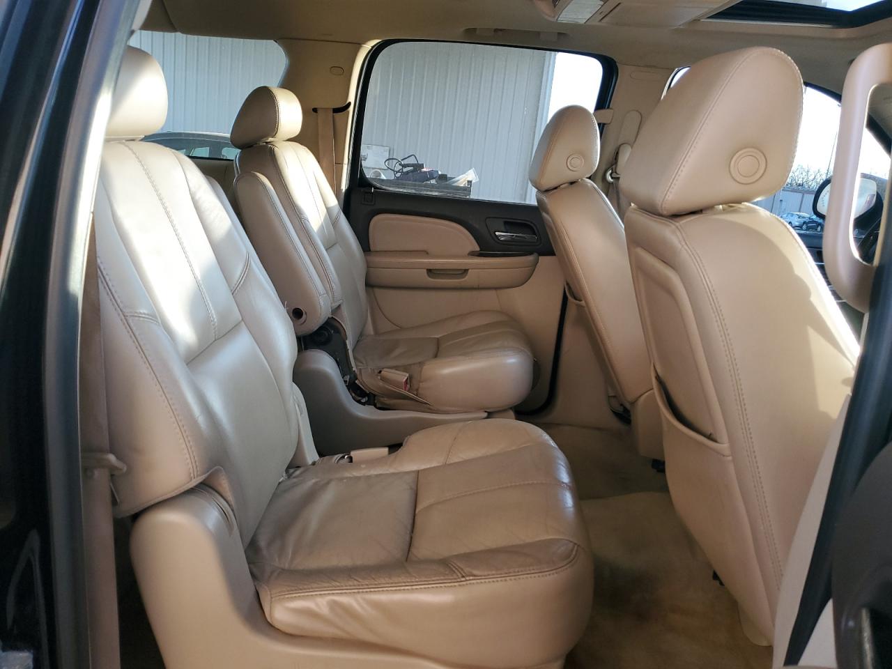 2007 GMC Yukon Xl Denali VIN: 1GKFK668X7J303509 Lot: 91072465