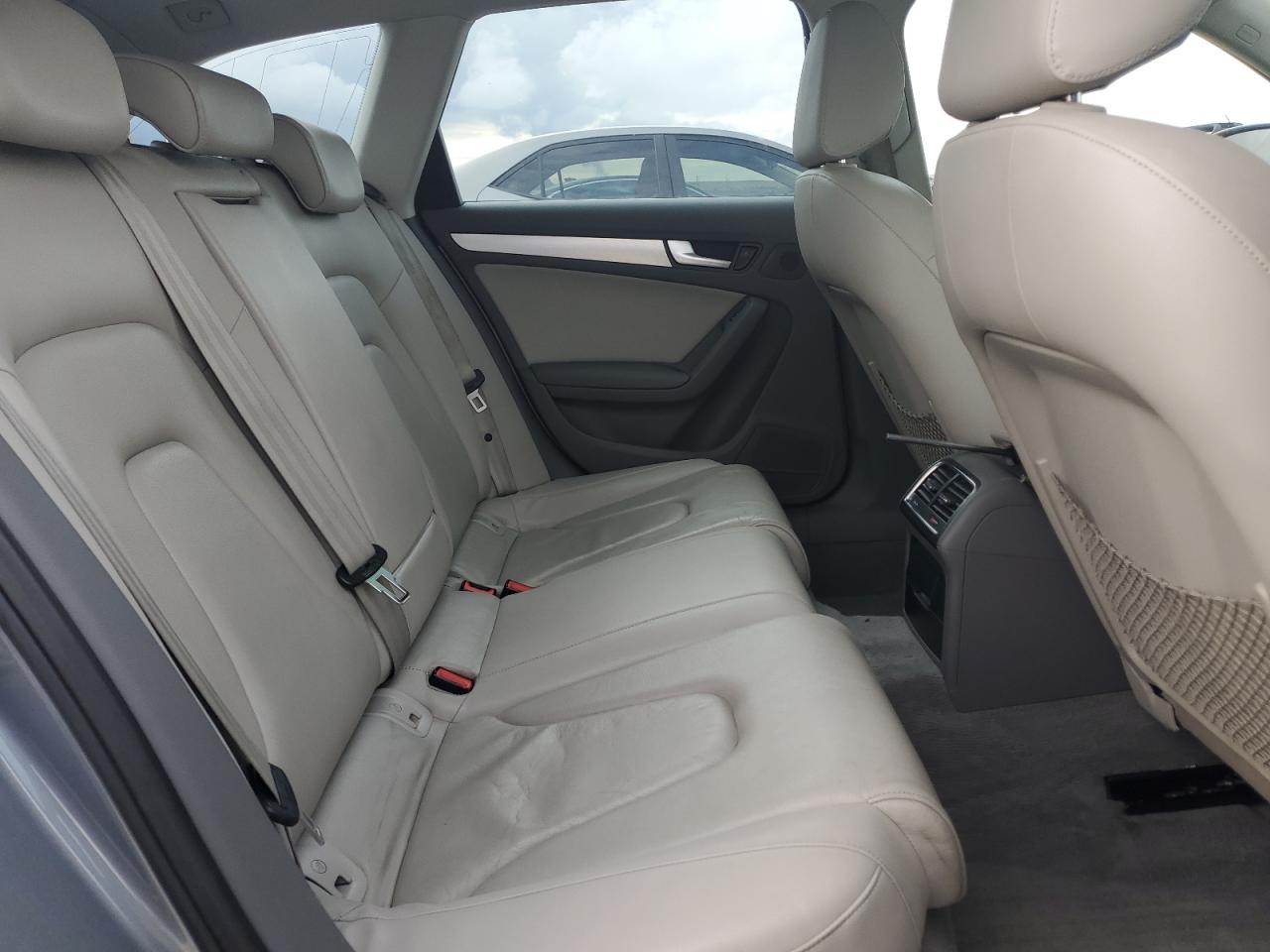 2010 Audi A4 Premium Plus VIN: WAUWFAFL4AA161976 Lot: 93416725