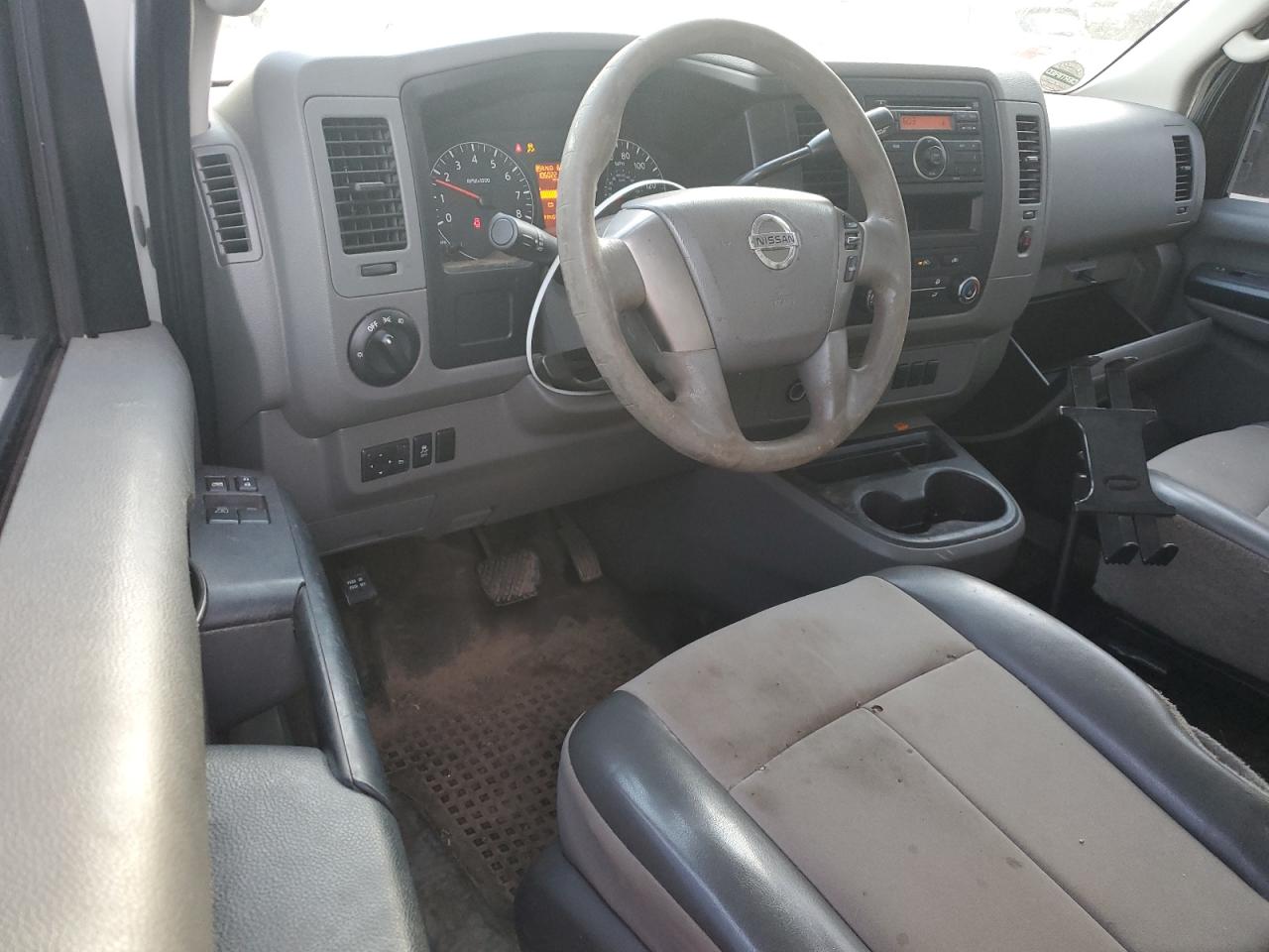 2015 Nissan Nv 1500 Delivery Van VIN: 1N6BF0KX6FN804555 Lot: 92788415