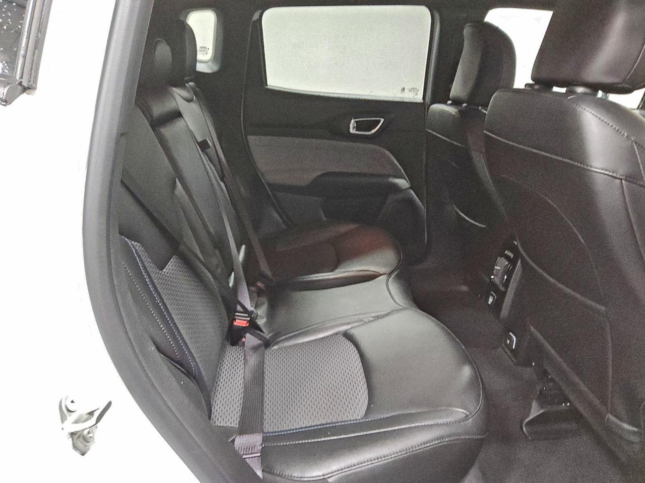 2024 Jeep Compass Latitude VIN: 3C4NJDBN3RT604189 Lot: 94272155