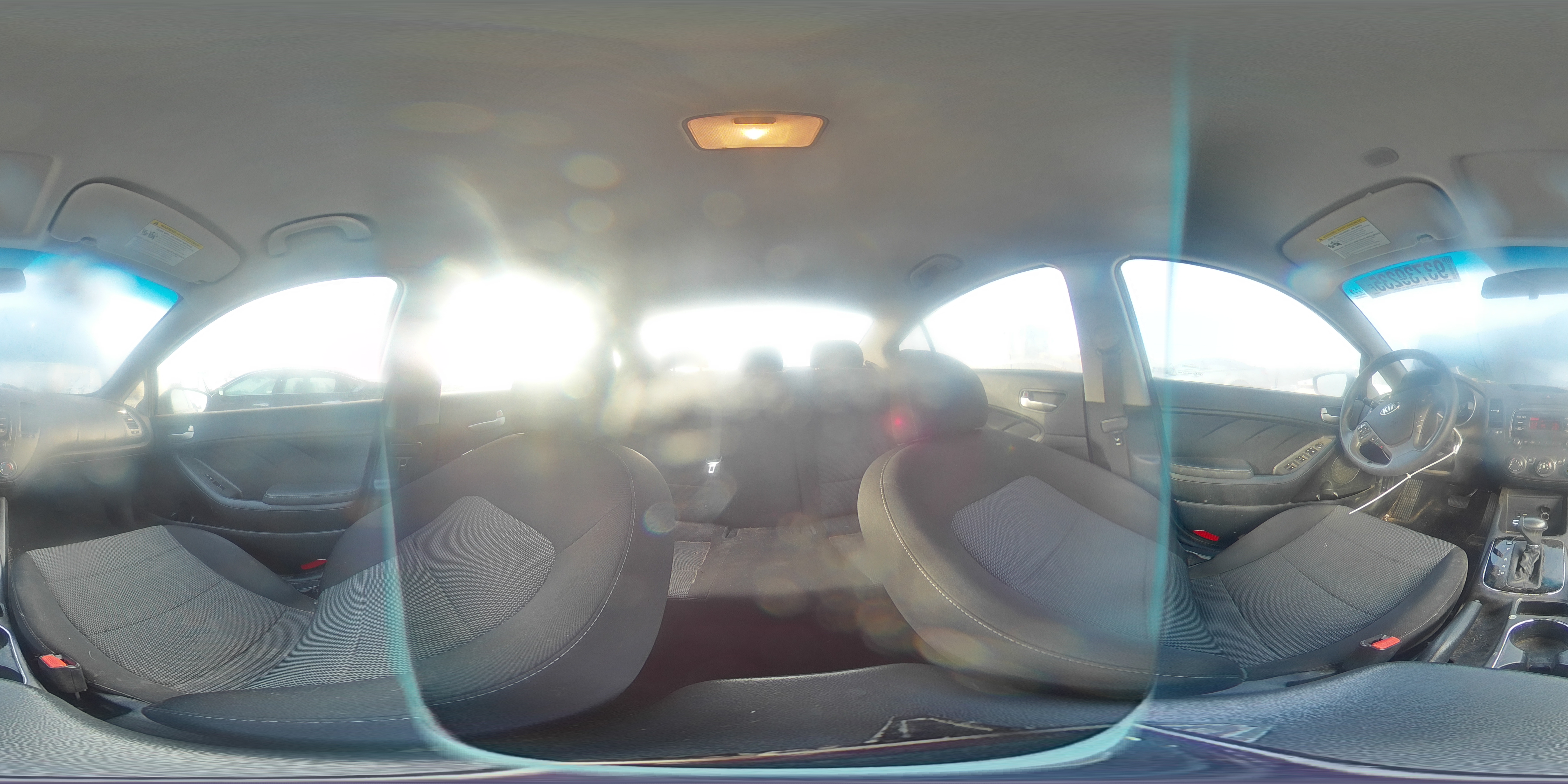 2018 Kia Forte Lx VIN: 3KPFK4A7XJE256940 Lot: 93739235