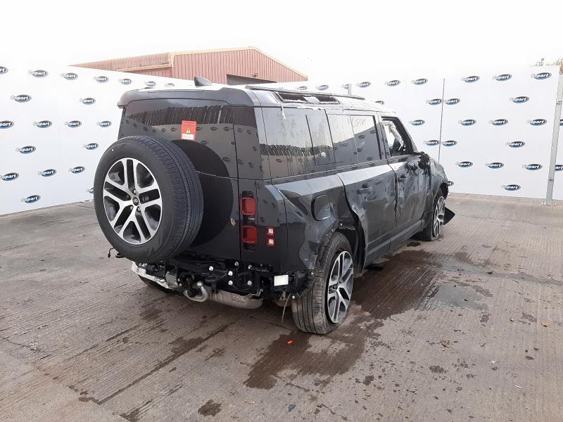 2024 LAND ROVER DEFENDER 3.0 D300 X-DYNAMIC HSE 110 5DR AUTO [7 SEAT]