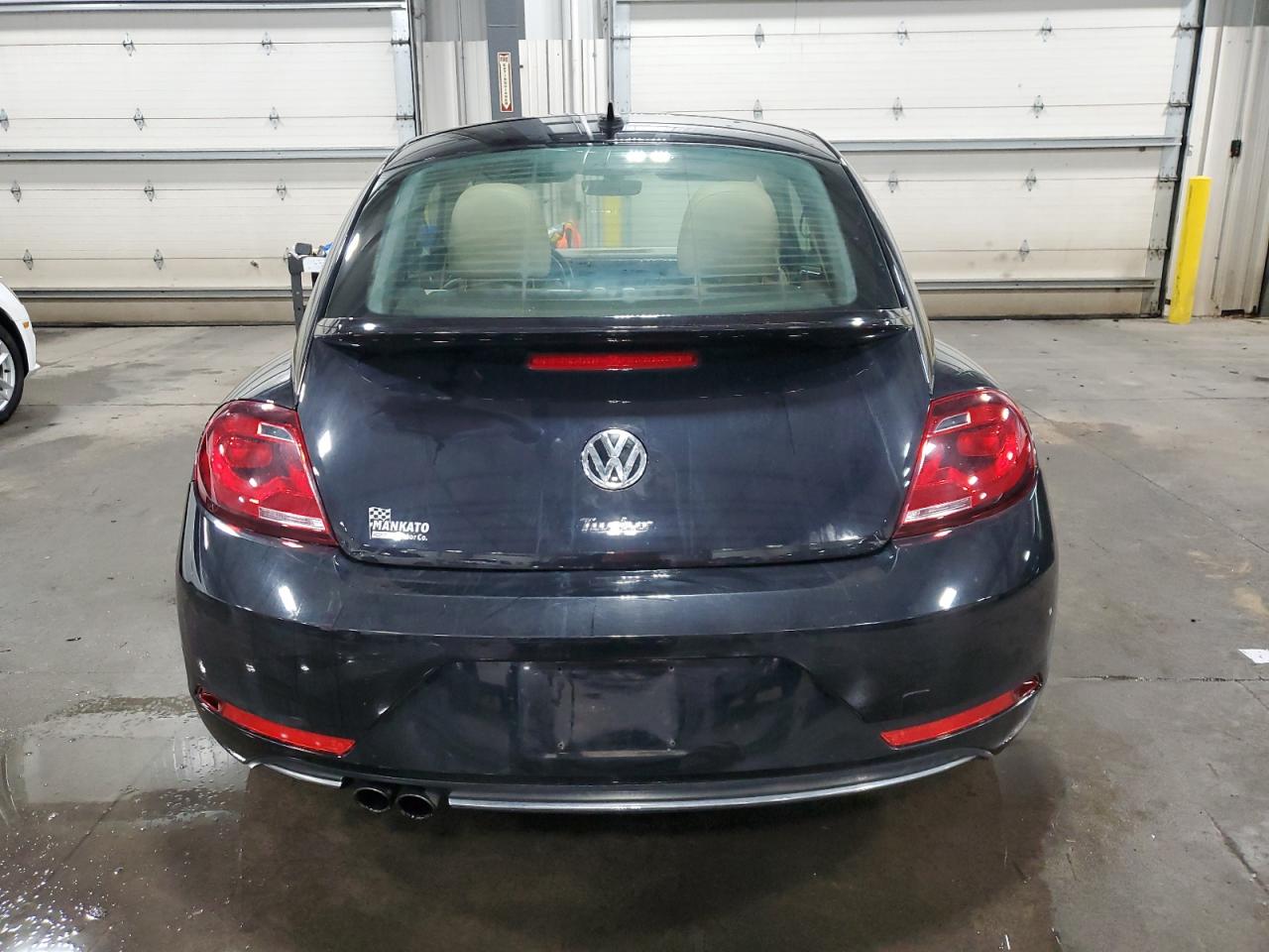 2018 Volkswagen Beetle Se VIN: 3VWJD7AT2JM724651 Lot: 93247095