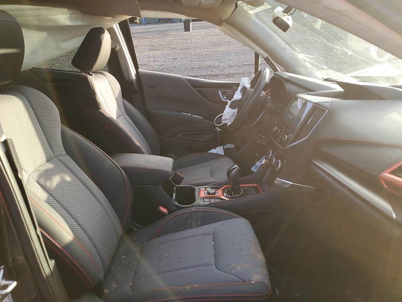 2020 Subaru Forester Sport VIN: JF2SKAMC4LH543985 Lot: 92222525