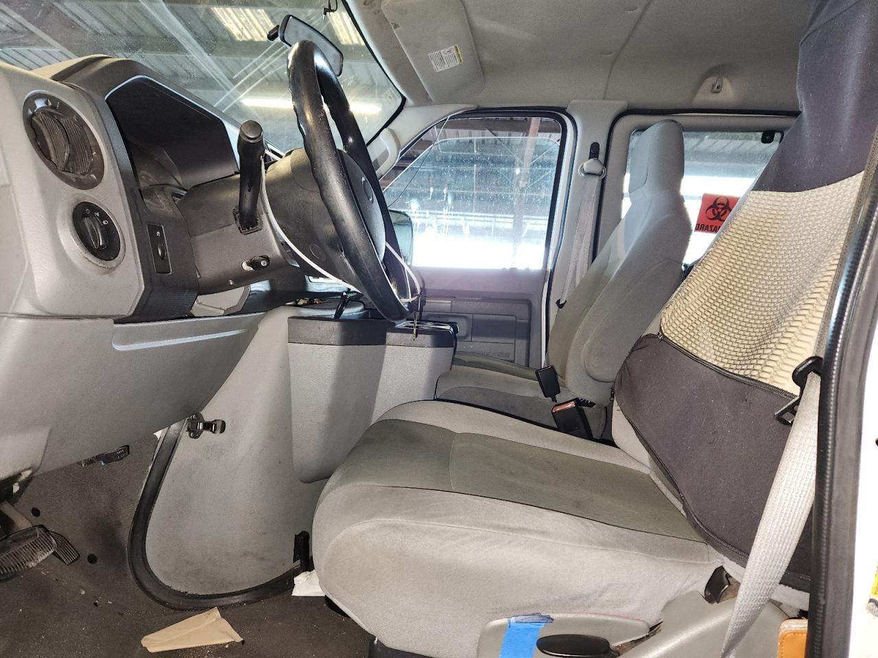 2009 Ford Econoline E350 Super Duty Wagon VIN: 1FBNE31L09DA68620 Lot: 91488965