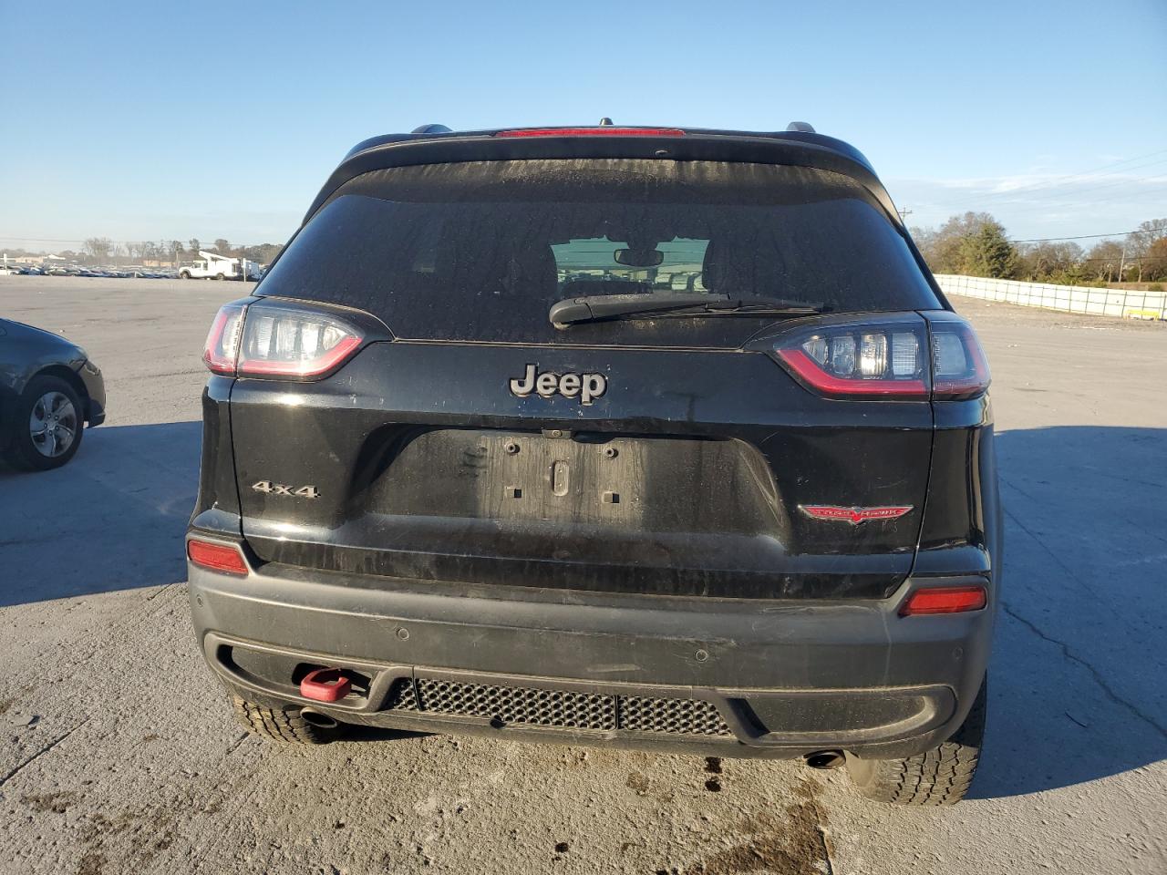 2019 Jeep Cherokee Trailhawk VIN: 1C4PJMBX8KD483570 Lot: 92250545