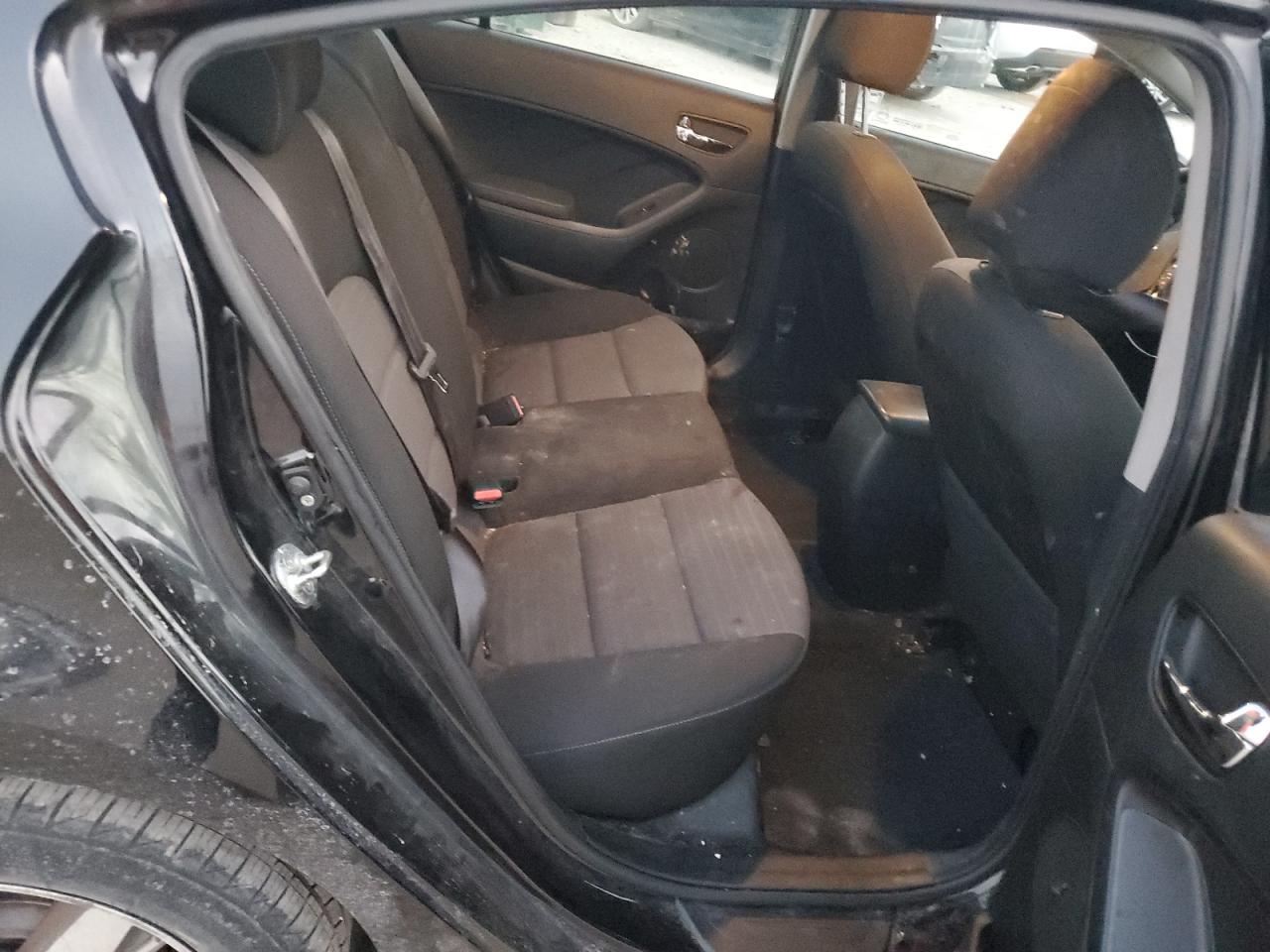 2018 Kia Forte Lx VIN: 3KPFL4A77JE191364 Lot: 92611175