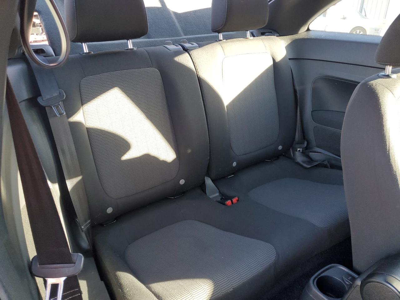 2014 Volkswagen Beetle VIN: 3VWFP7AT1EM629971 Lot: 92494365