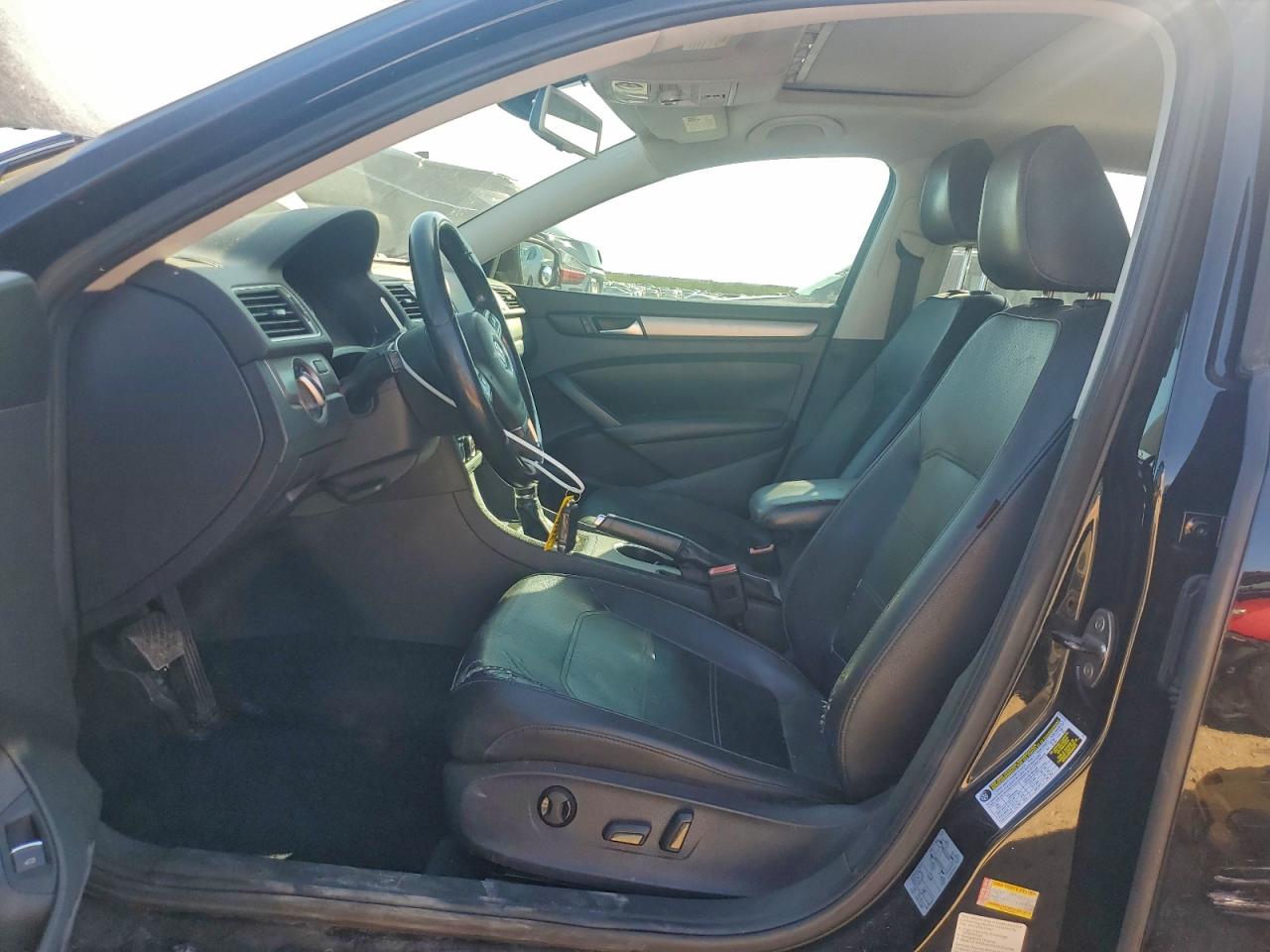 2014 Volkswagen Passat Se VIN: 1VWBS7A34EC065490 Lot: 94168175