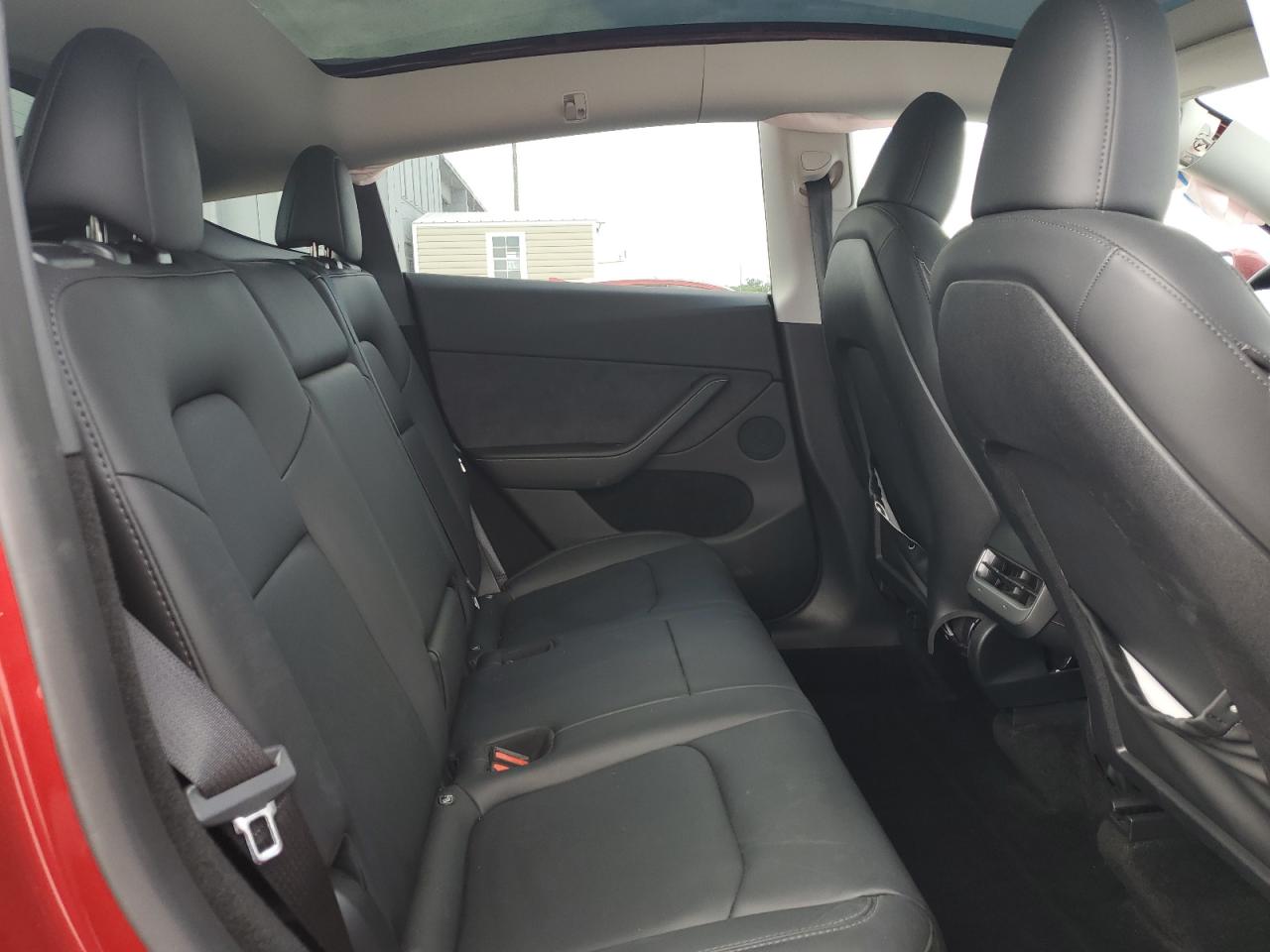 2024 Tesla Model Y VIN: 7SAYGDEE1RA235368 Lot: 91461185