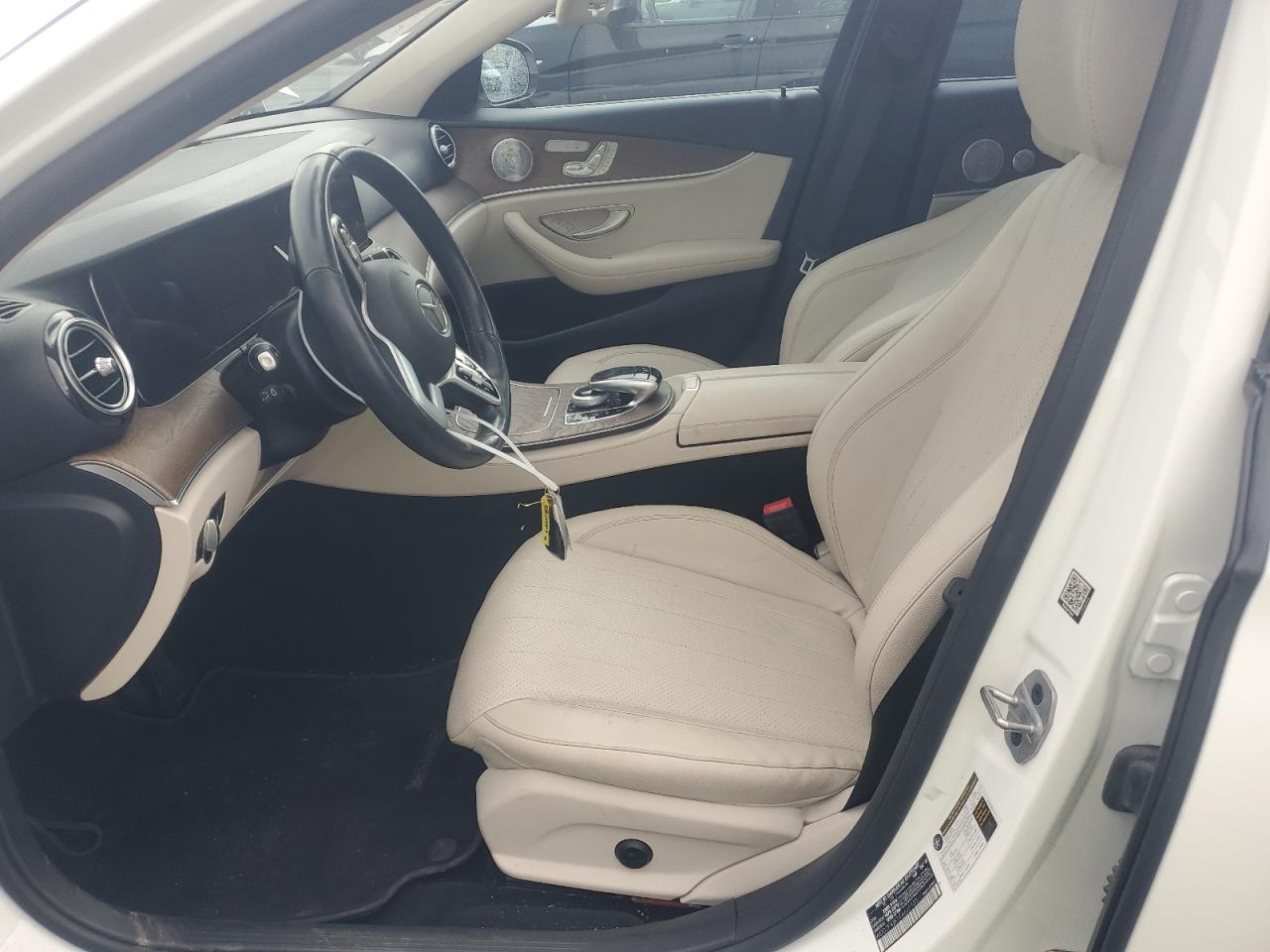 2019 Mercedes-Benz E 300 VIN: WDDZF4JB1KA665103 Lot: 93045825