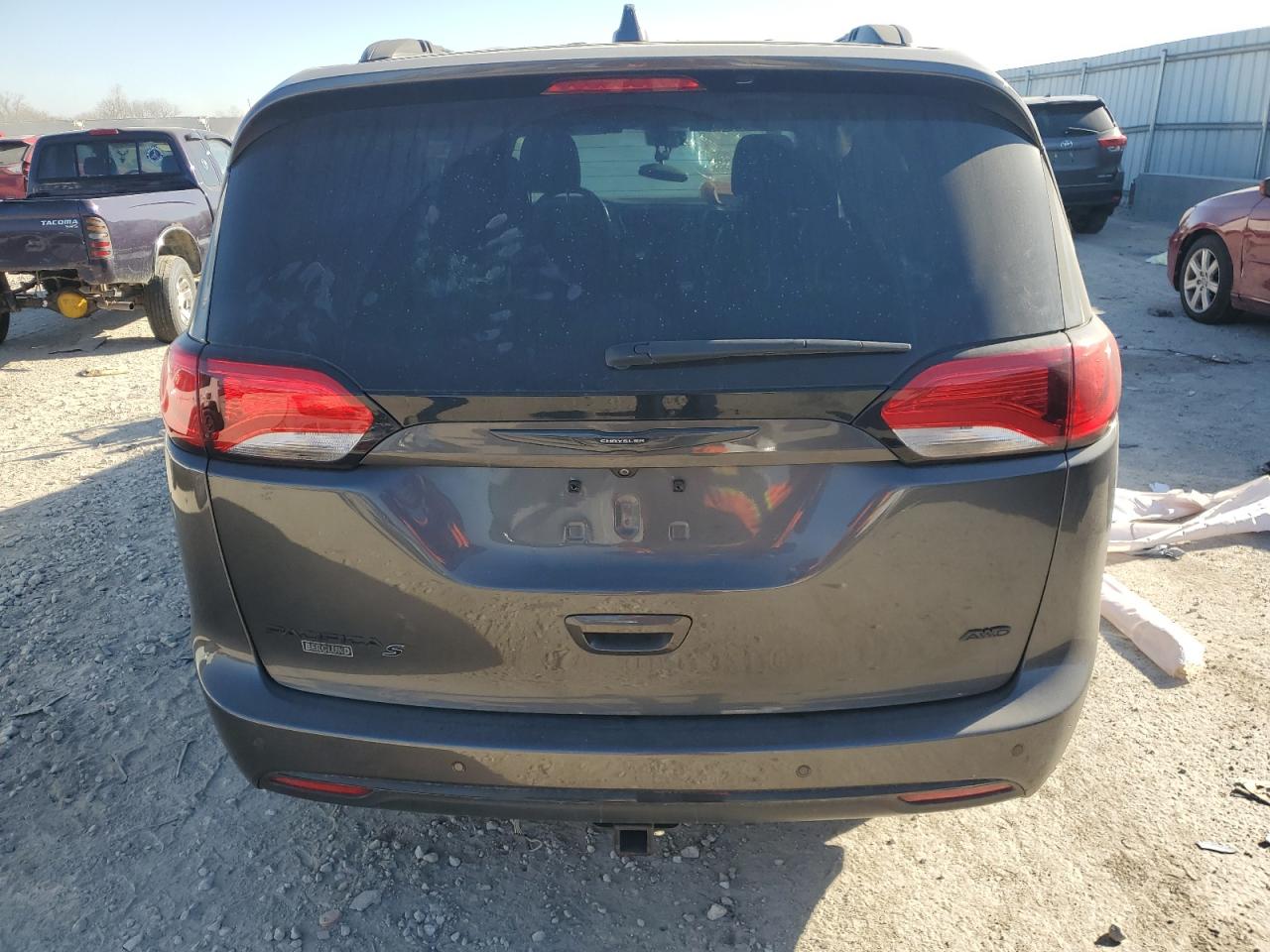 2020 Chrysler Pacifica Touring L VIN: 2C4RC3BG8LR288466 Lot: 93200405