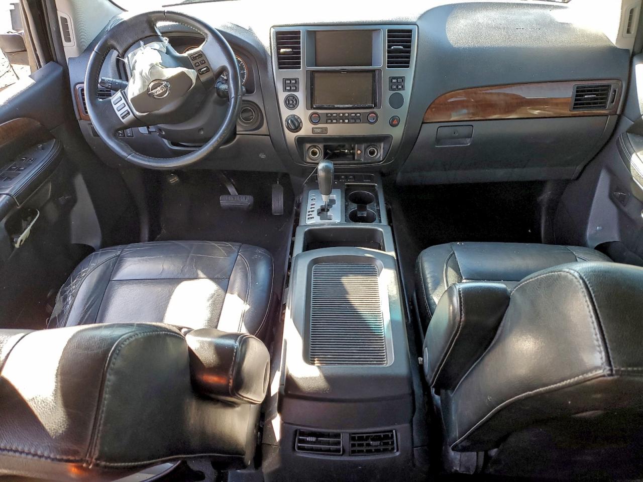 2011 Nissan Armada Sv VIN: 5N1AA0NCXBN624698 Lot: 94265945