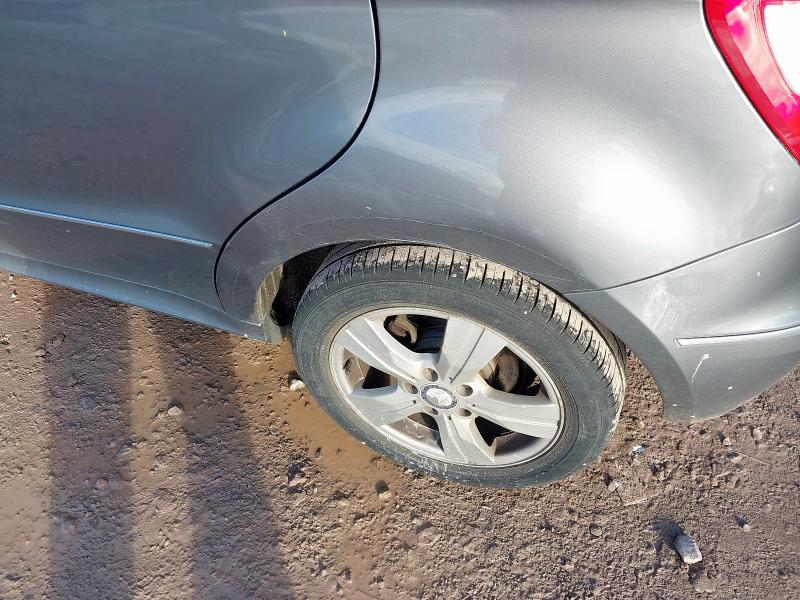 2010 MERCEDES-BENZ A CLASS A160 CDI AVANTGARDE SE 5DR CVT AUTO