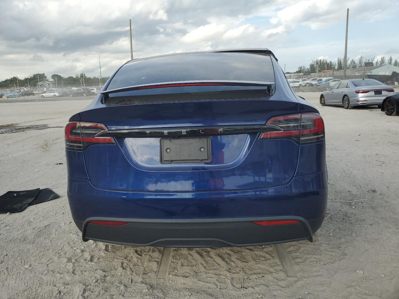 2023 Tesla Model X VIN: 7SAXCBE52PF384559 Lot: 91859835