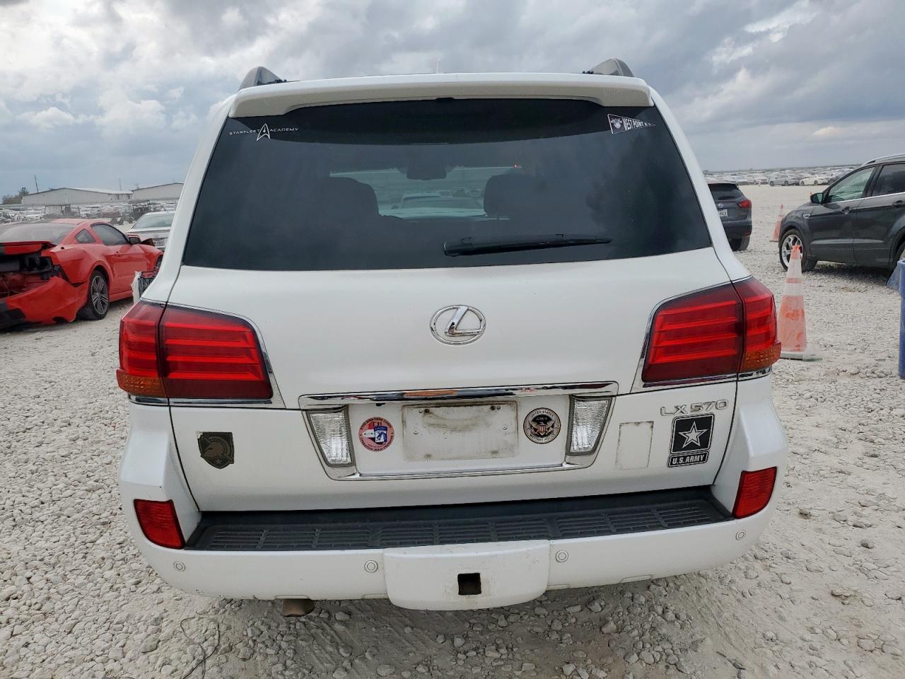 2011 Lexus Lx 570 VIN: JTJHY7AX9B4056849 Lot: 92904215