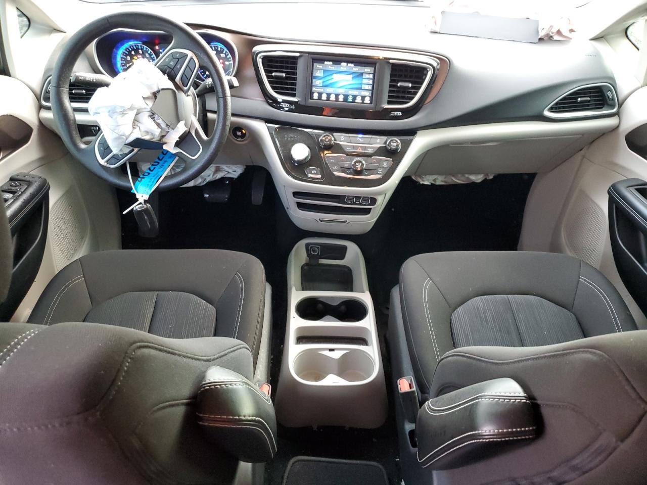 2021 Chrysler Voyager L VIN: 2C4RC1AG8MR504307 Lot: 93335975